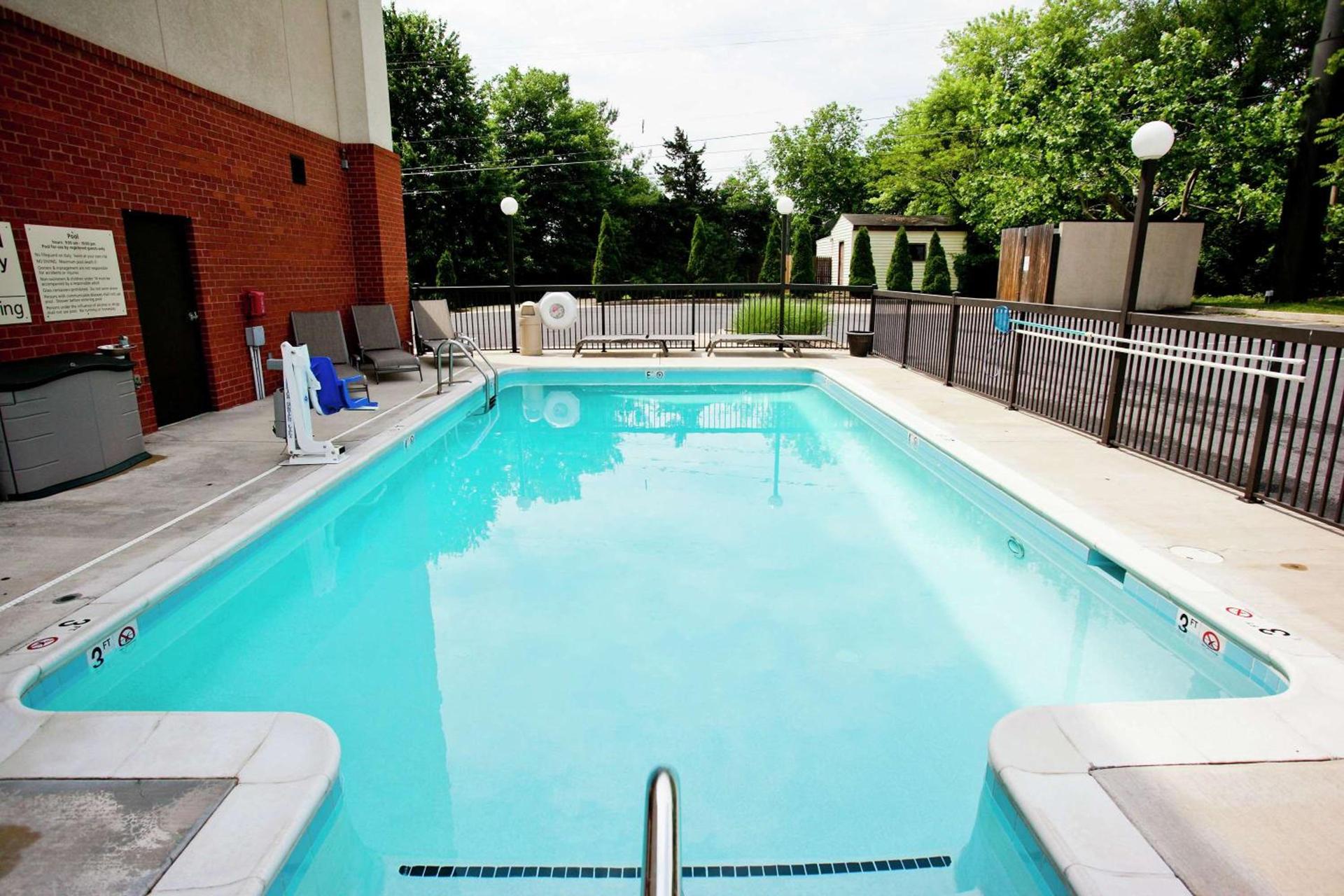 Hampton Inn Inwood photo 10