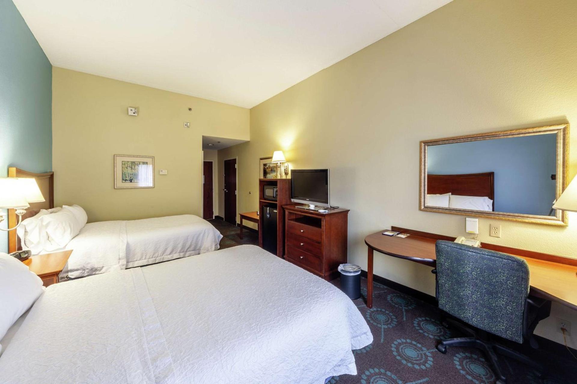 Hampton Inn Inwood photo 28