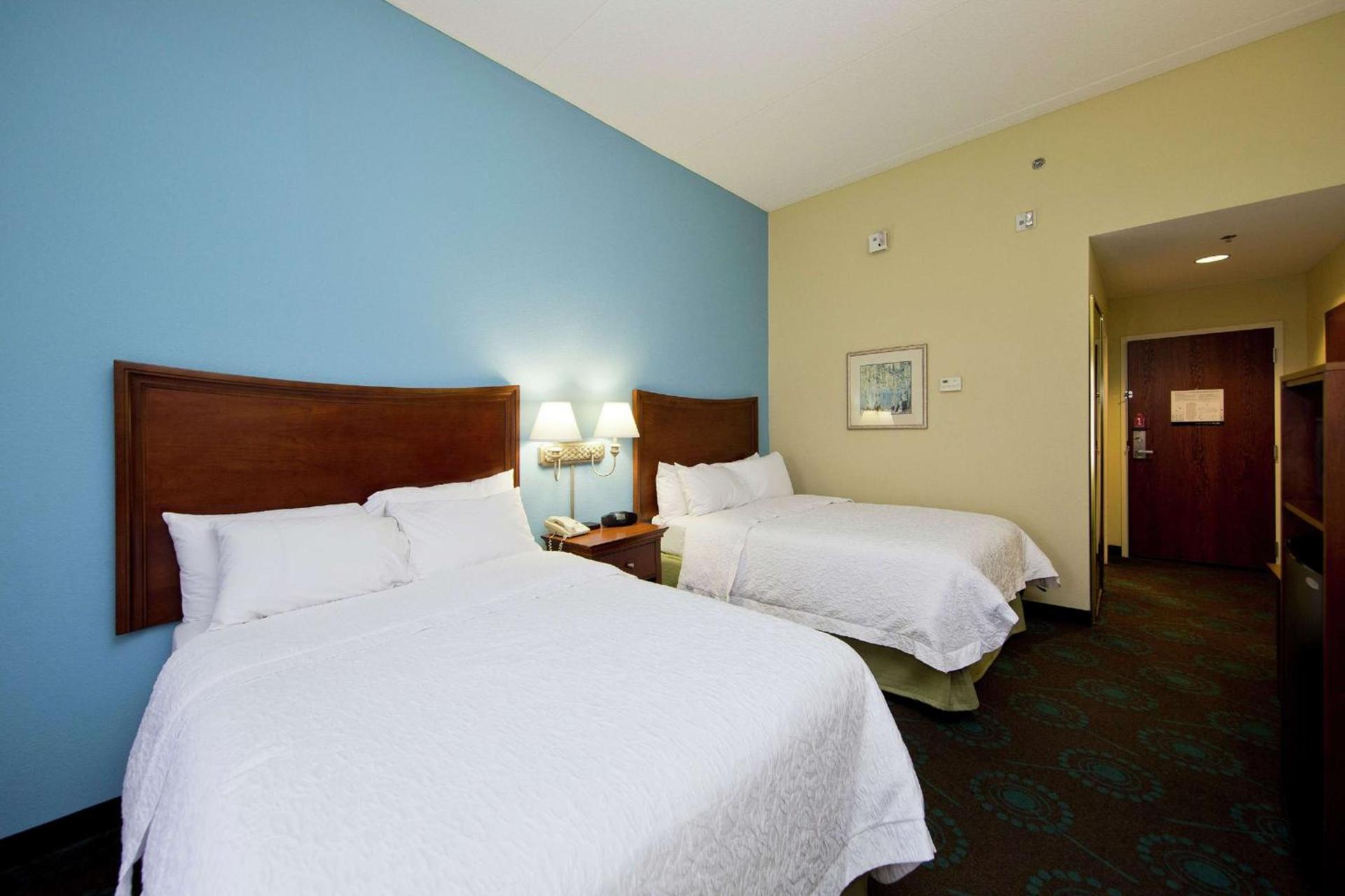 Hampton Inn Inwood photo 38