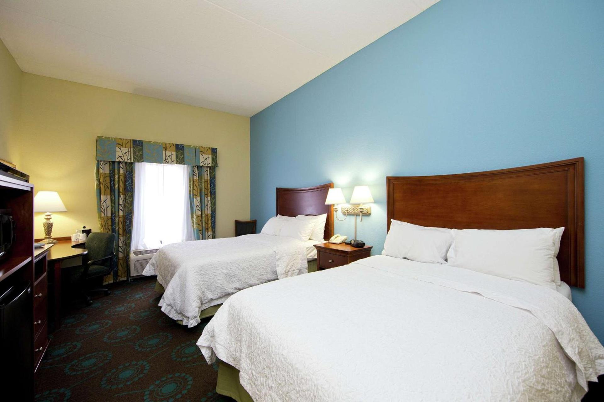 Hampton Inn Inwood photo 41
