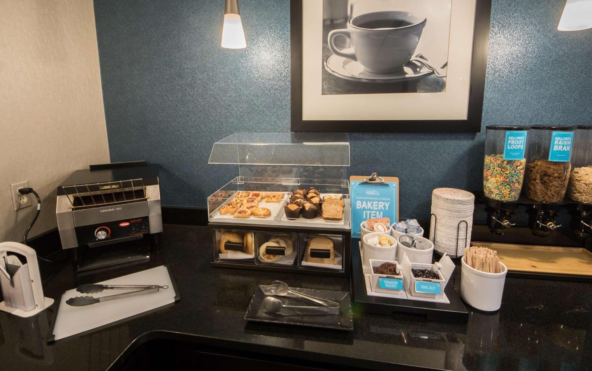 Hampton Inn Lakeland photo 7