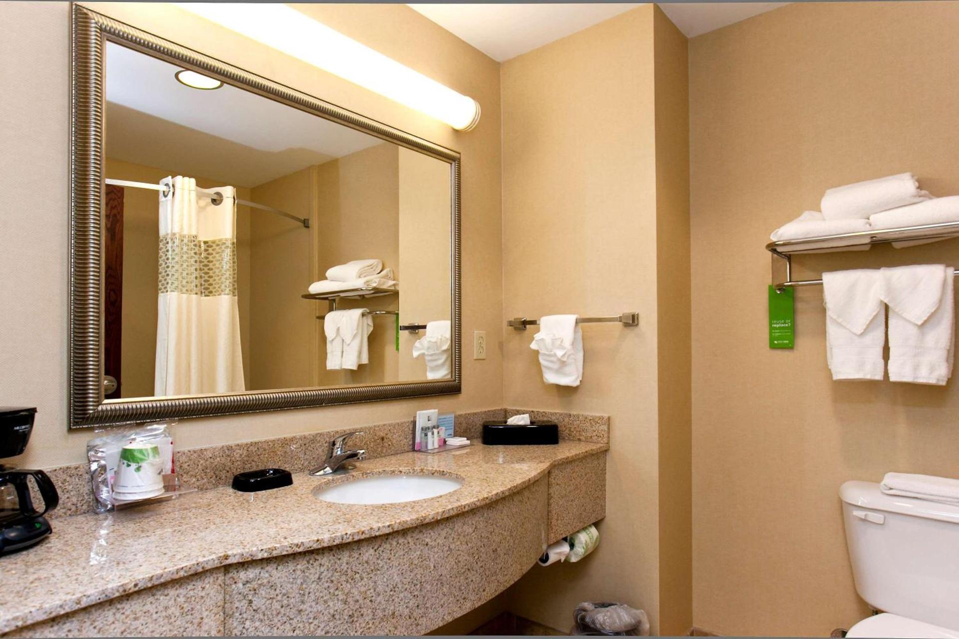 Hampton Inn Inwood photo 47