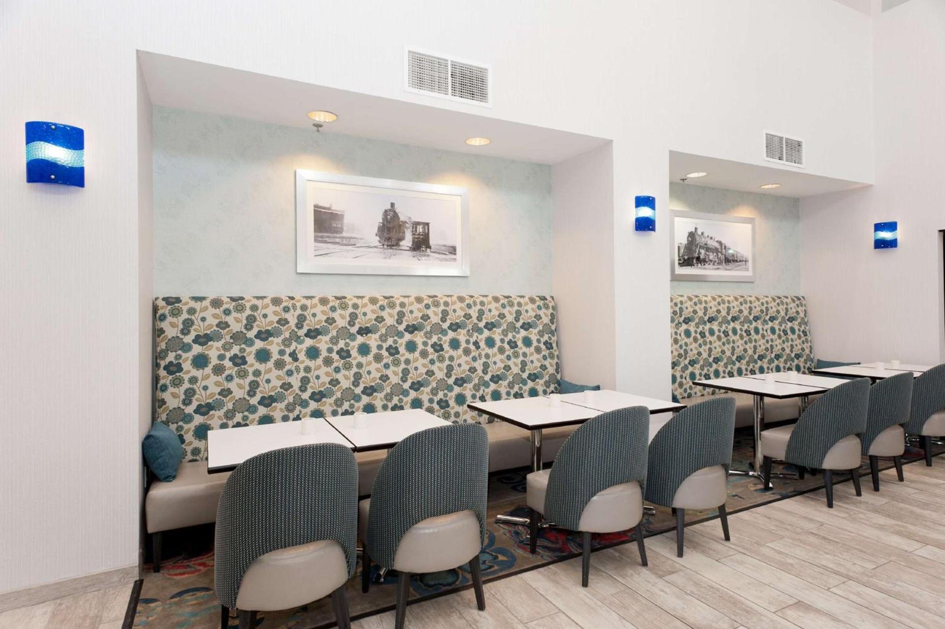 Hampton Inn & Suites McComb photo 2