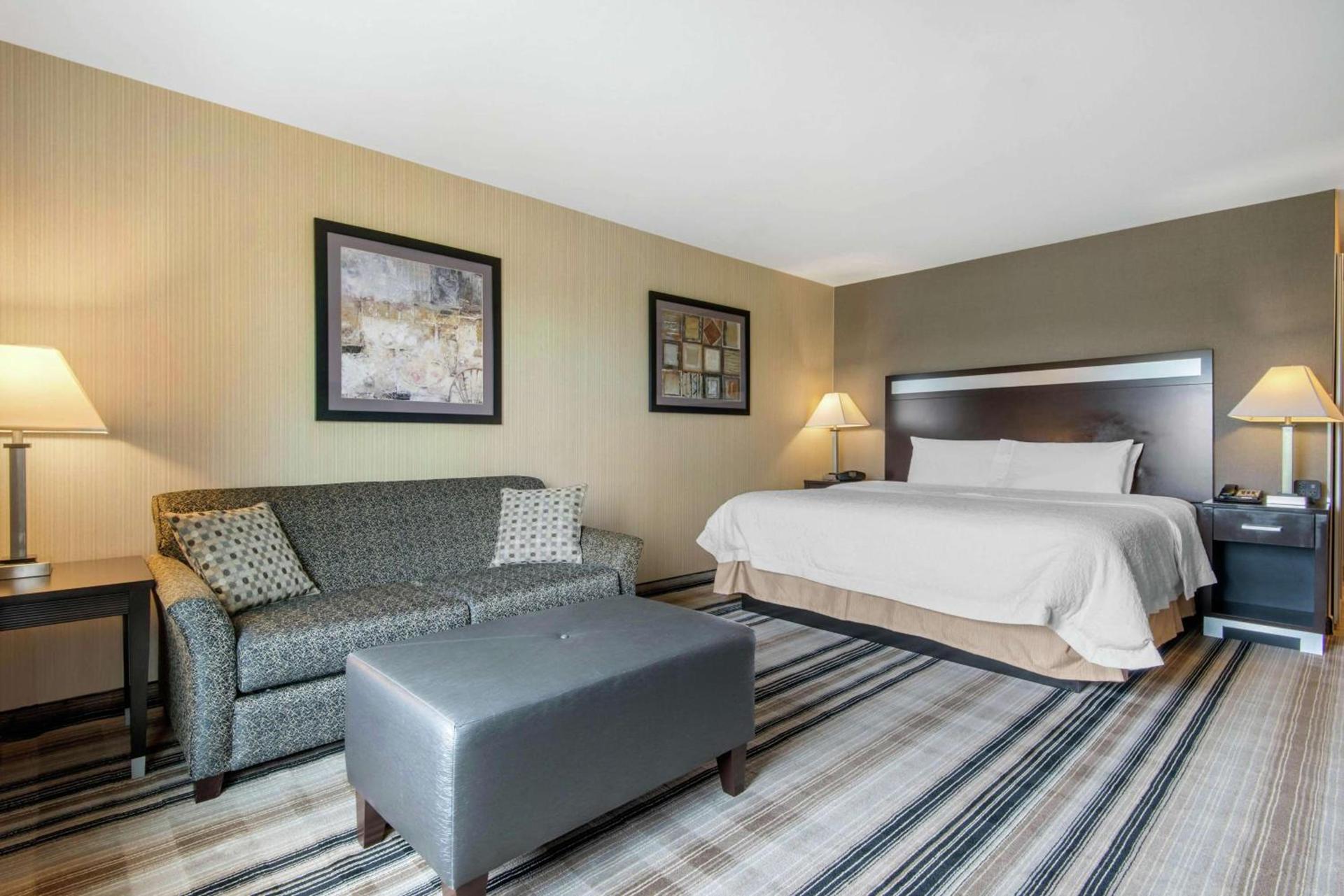Hampton Inn Meadville photo 18