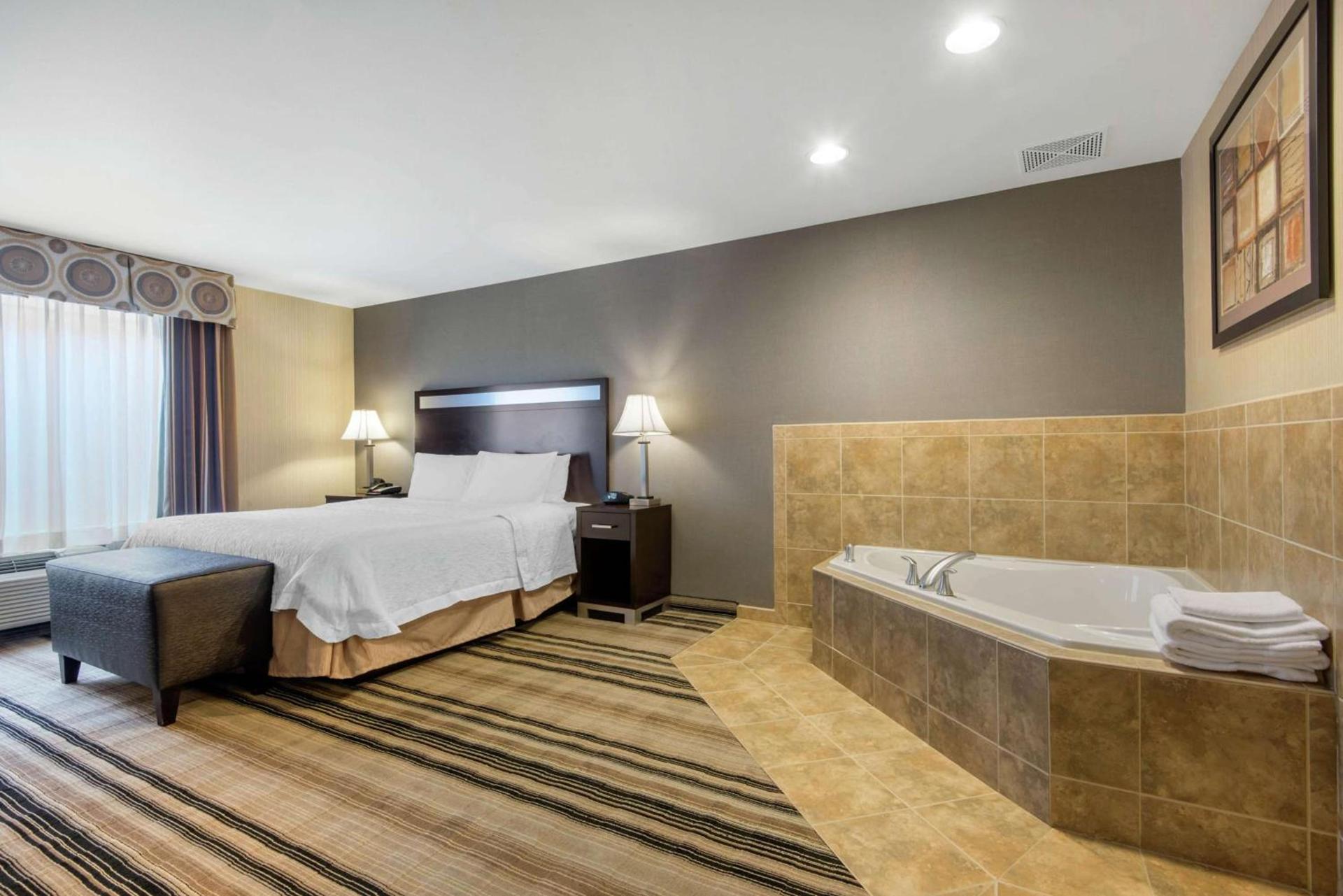 Hampton Inn Meadville photo 19
