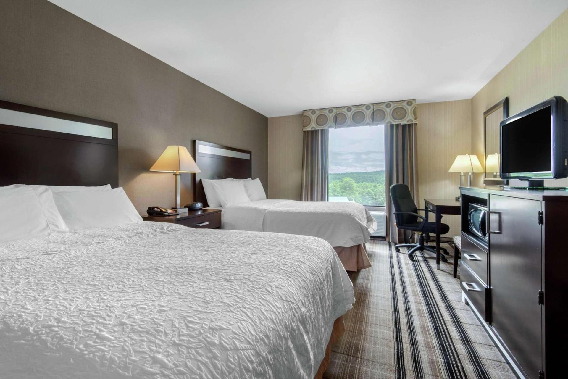 Hampton Inn Meadville photo 27