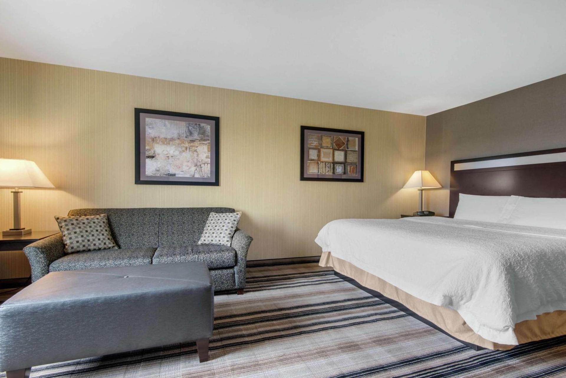 Hampton Inn Meadville photo 36