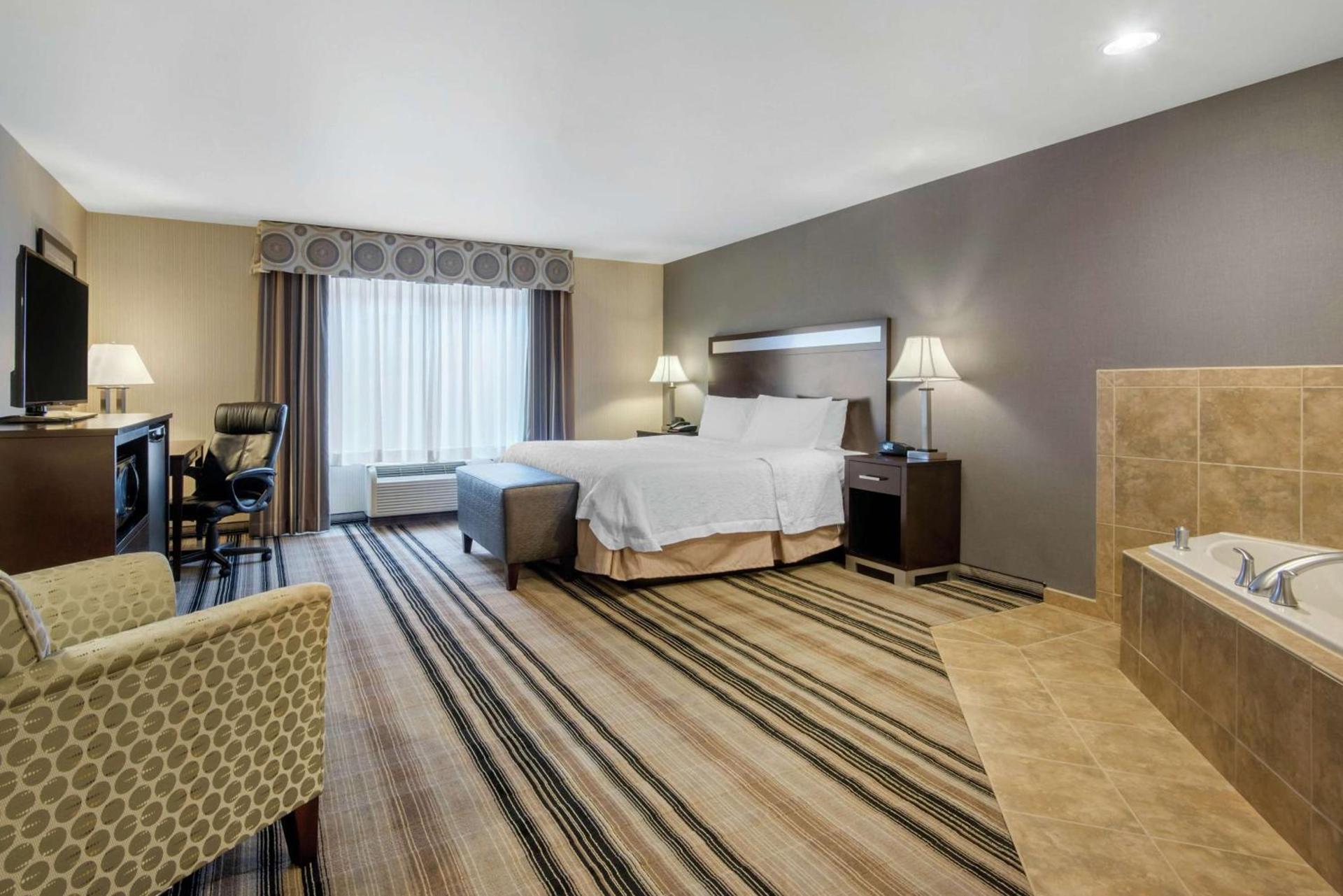 Hampton Inn Meadville photo 45