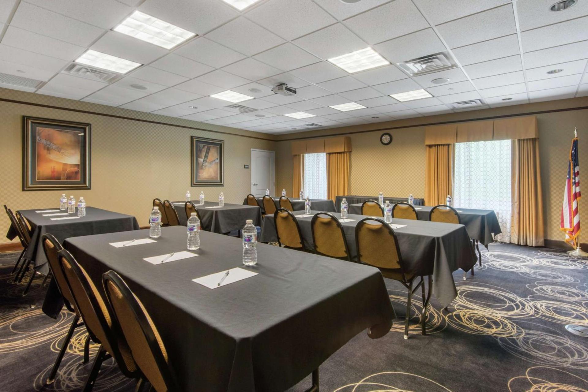 Hampton Inn Meadville photo 48