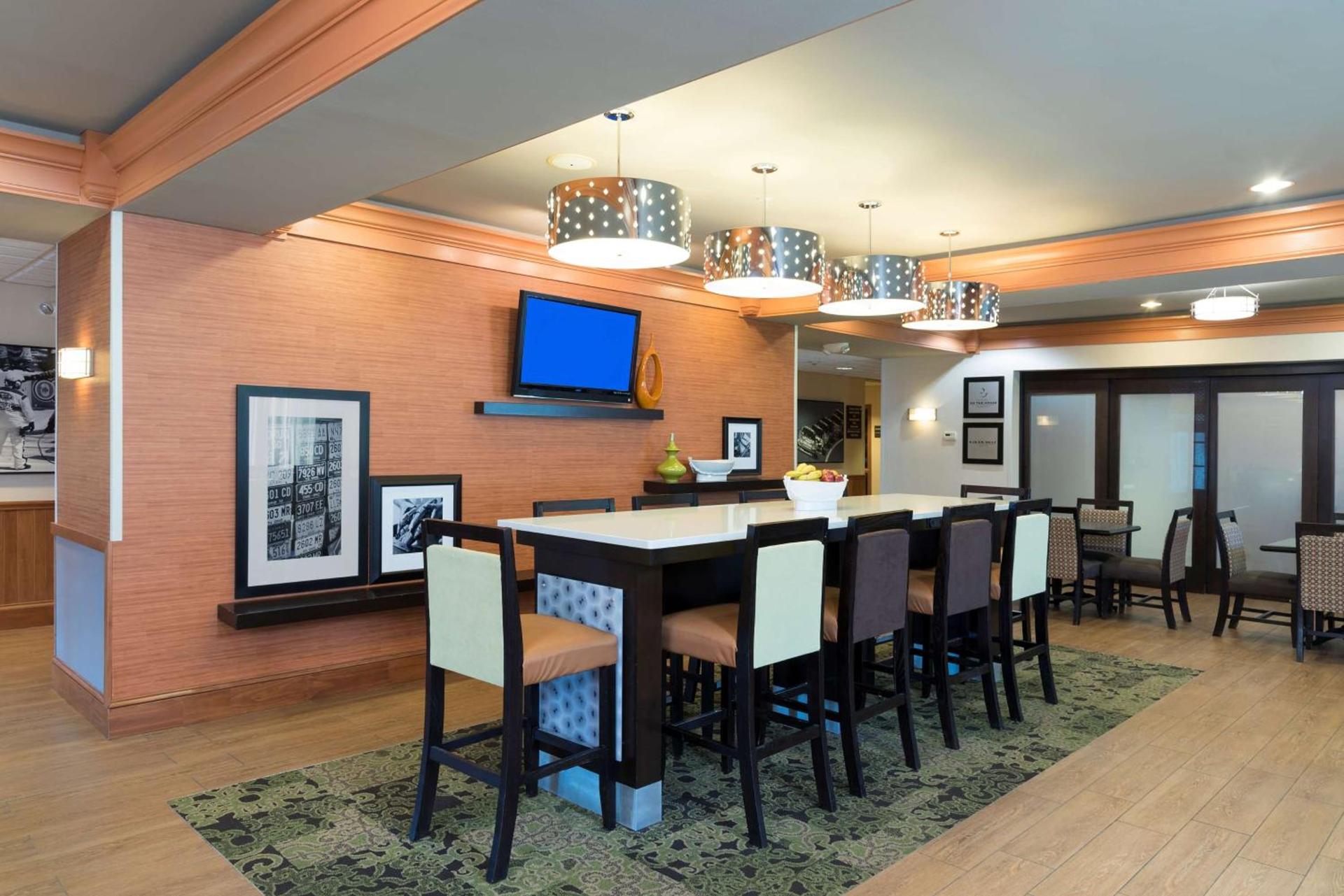 Hampton Inn & Suites Mansfield South @ I 71 photo 2