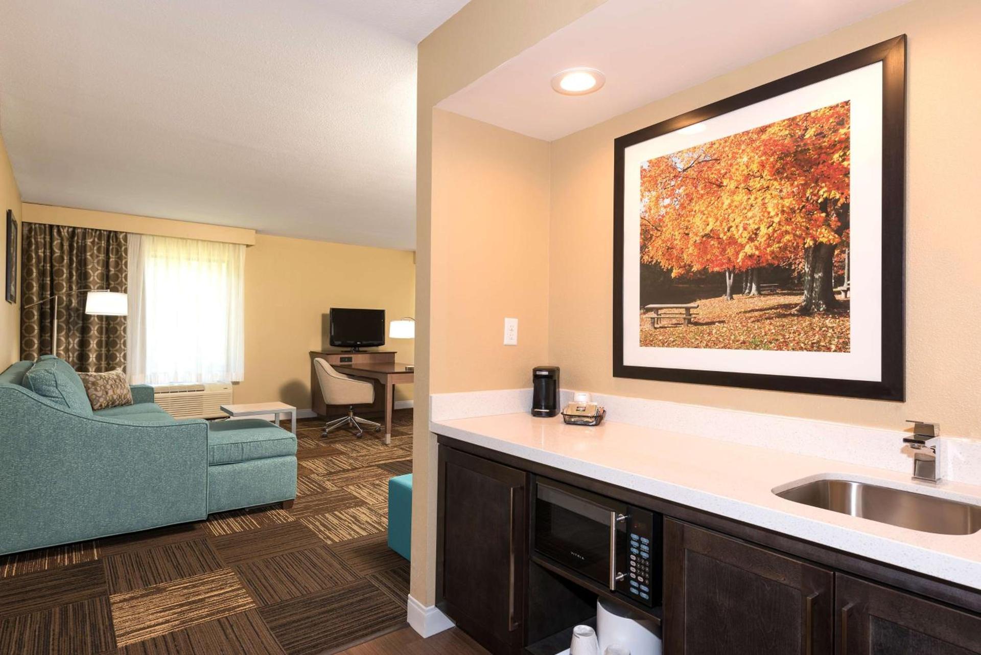 Hampton Inn & Suites Mansfield South @ I 71 photo 26
