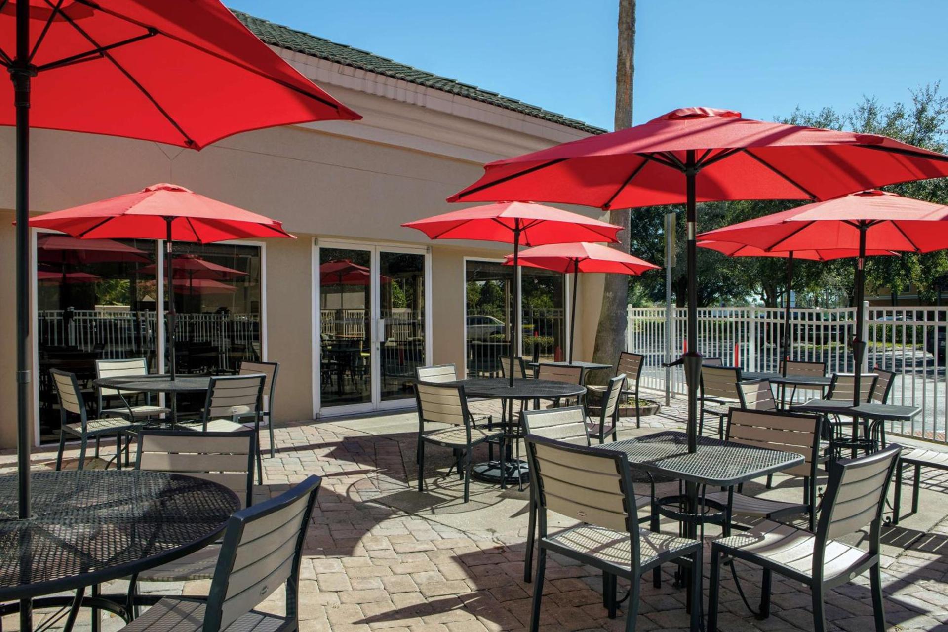 Hampton Inn Lake Buena Vista / Orlando photo 14
