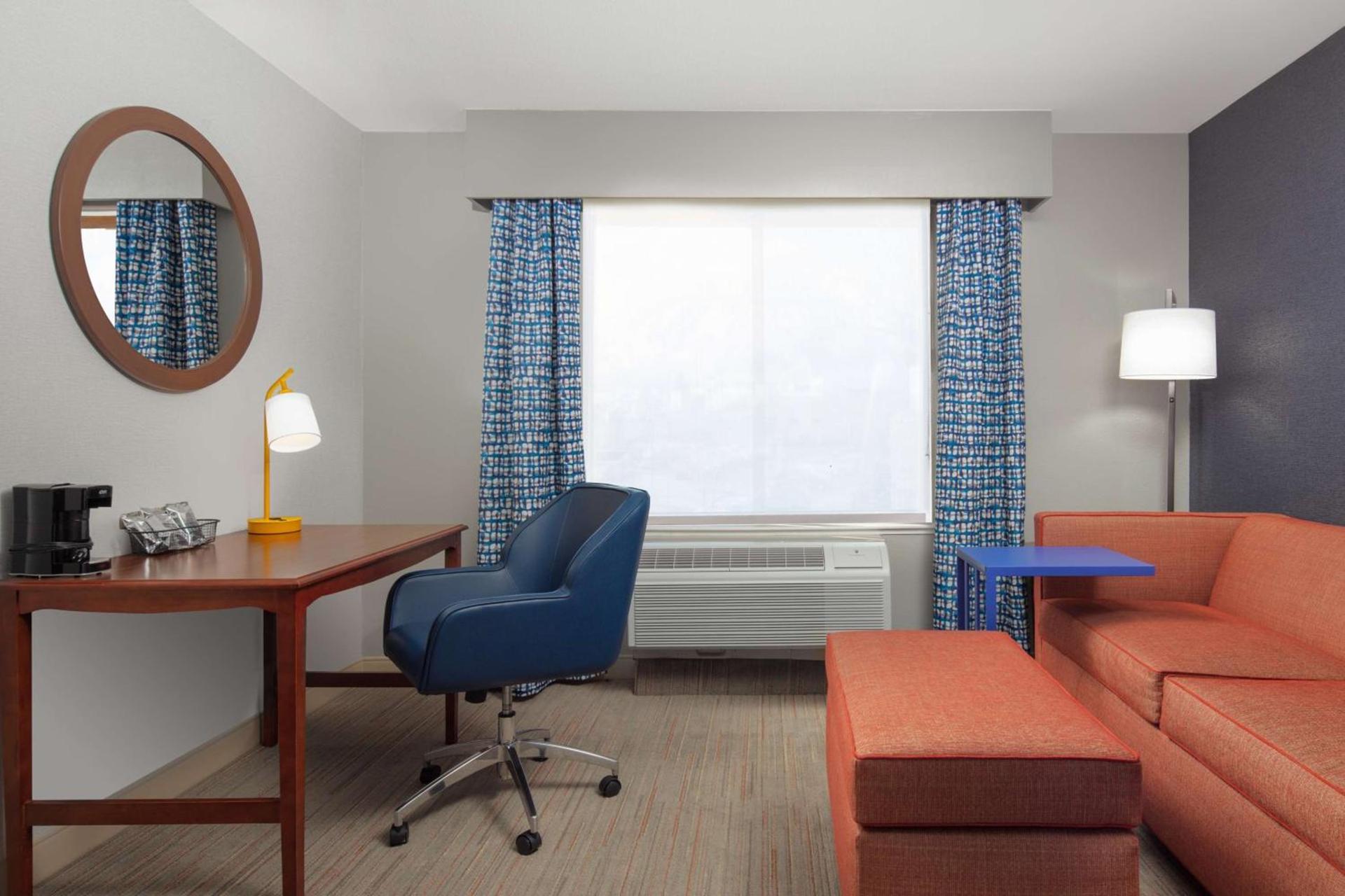 Hampton Inn Medford photo 40