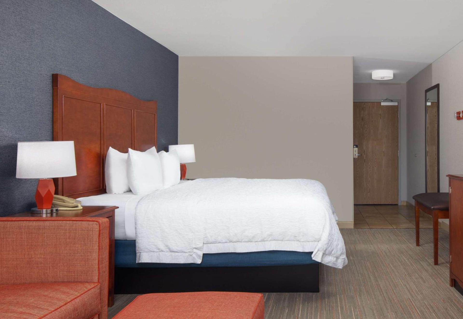 Hampton Inn Medford photo 44