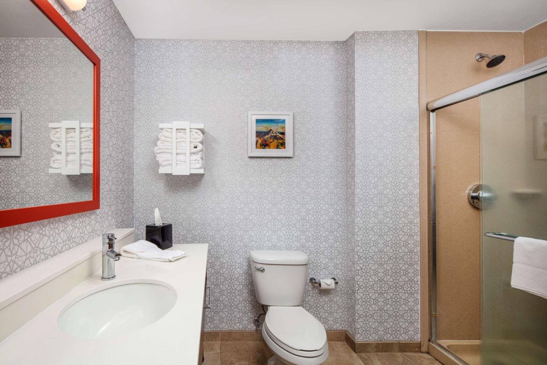 Hampton Inn Medford photo 45