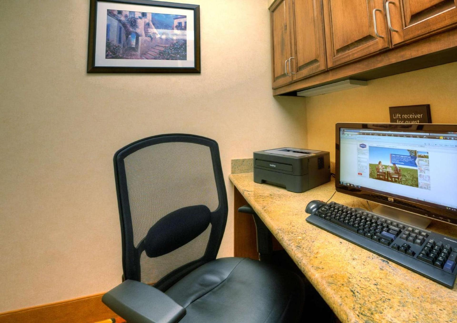 Hampton Inn & Suites McAllen photo 27