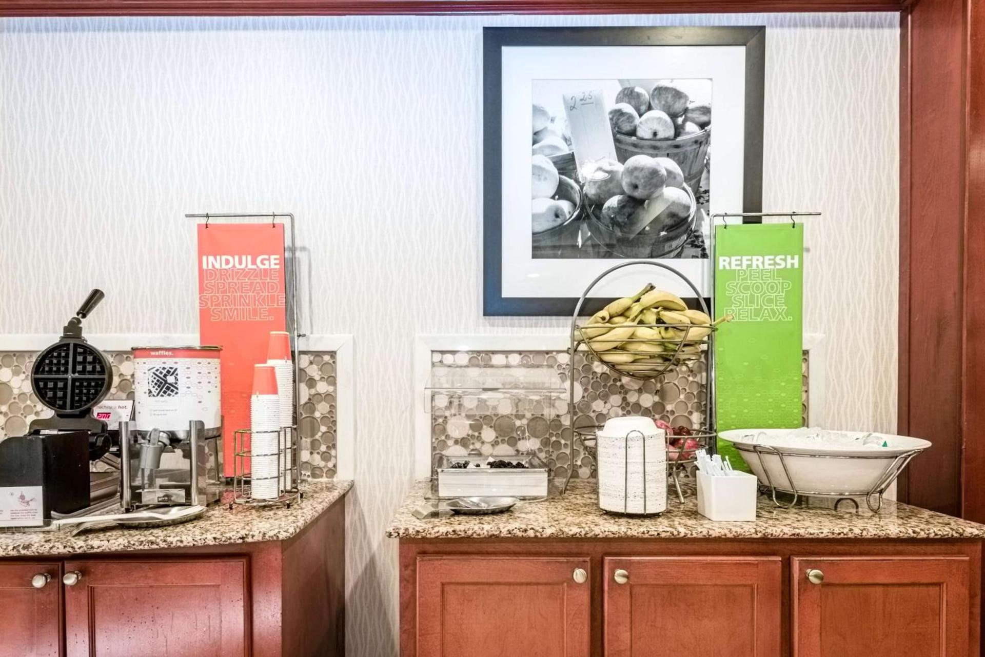 Hampton Inn Montgomery-South-Airport photo 12