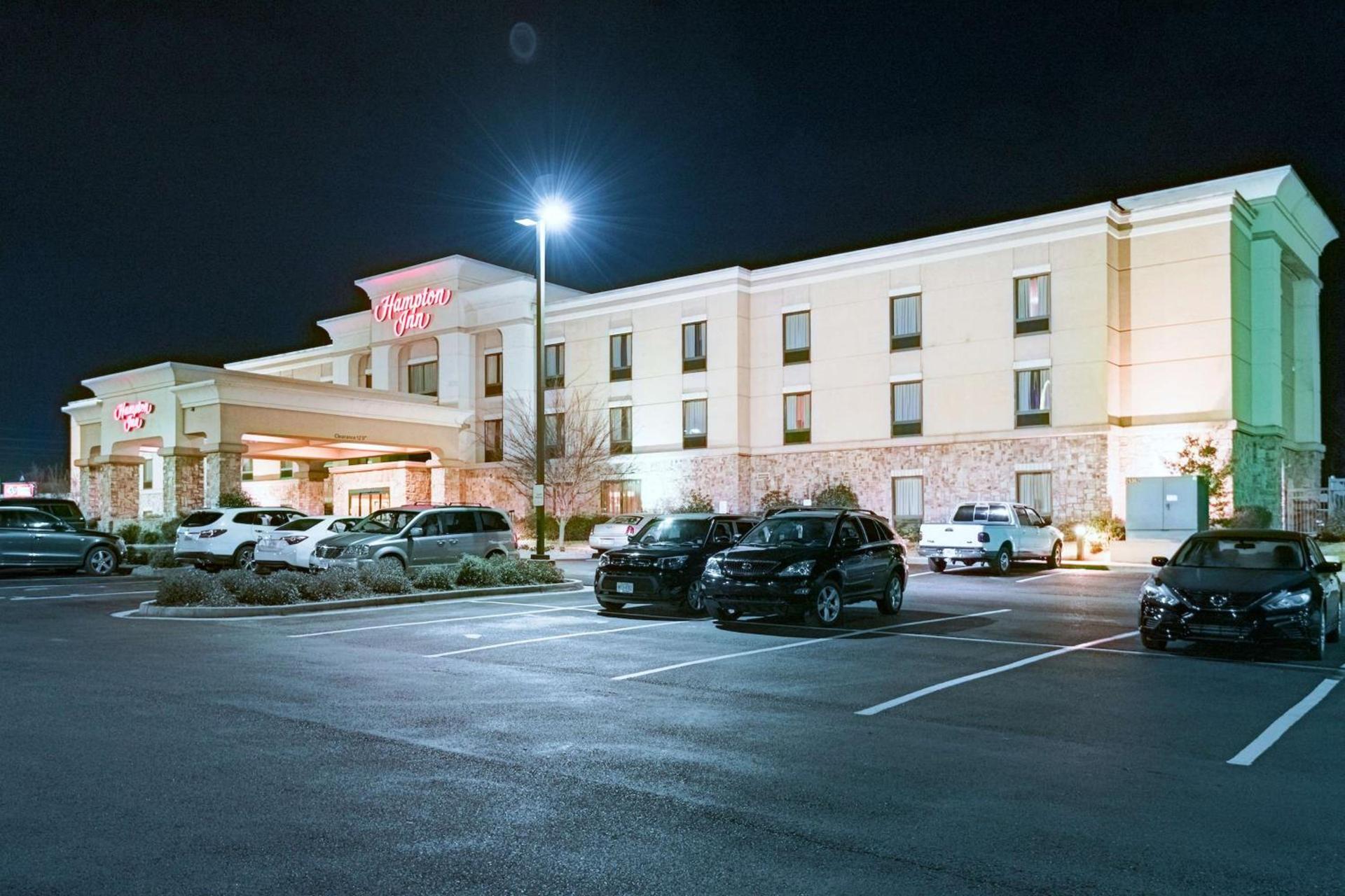 Hampton Inn Montgomery-South-Airport photo 2