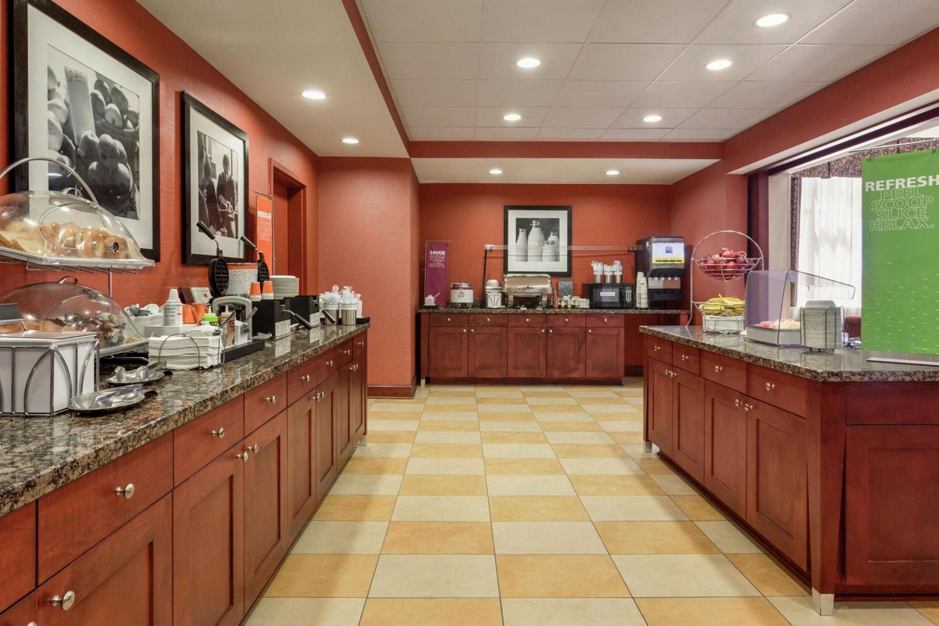 Hampton Inn & Suites Prattville photo 9