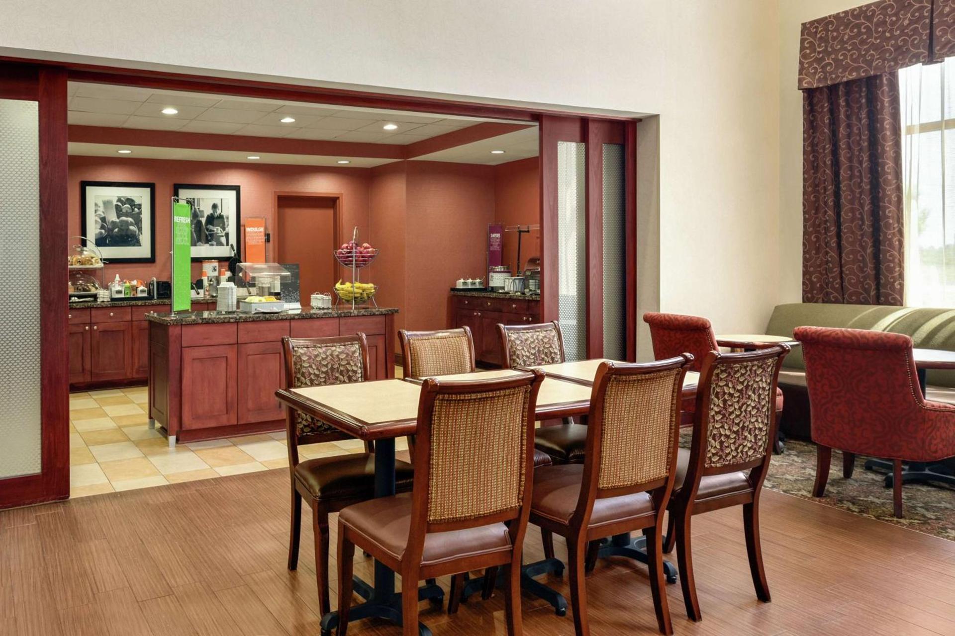 Hampton Inn & Suites Prattville photo 10