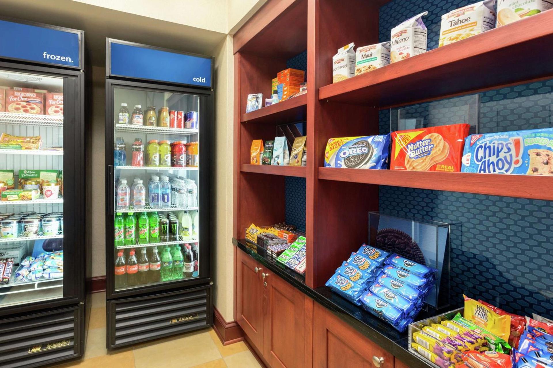 Hampton Inn & Suites Prattville photo 11