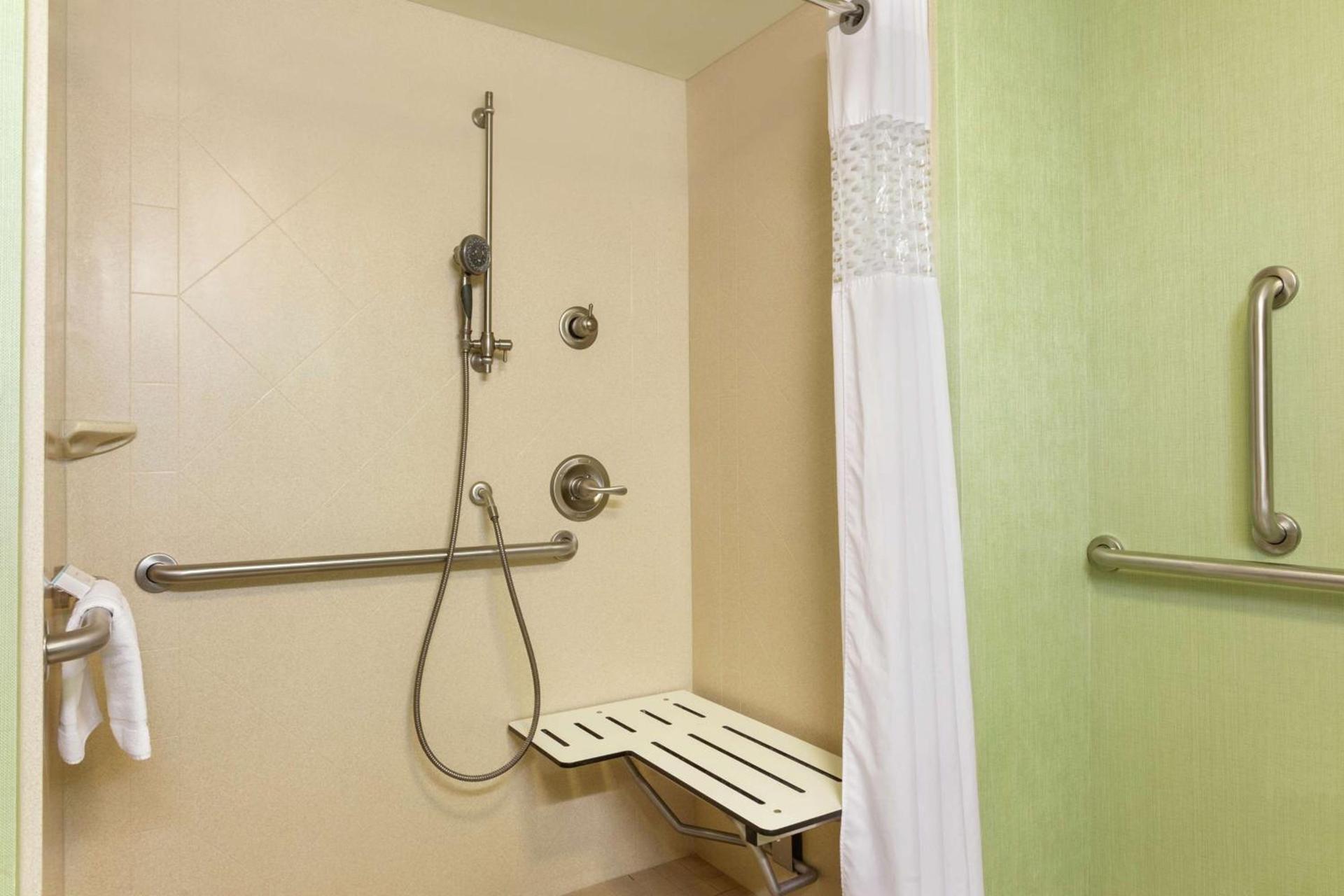 Hampton Inn & Suites Prattville photo 14