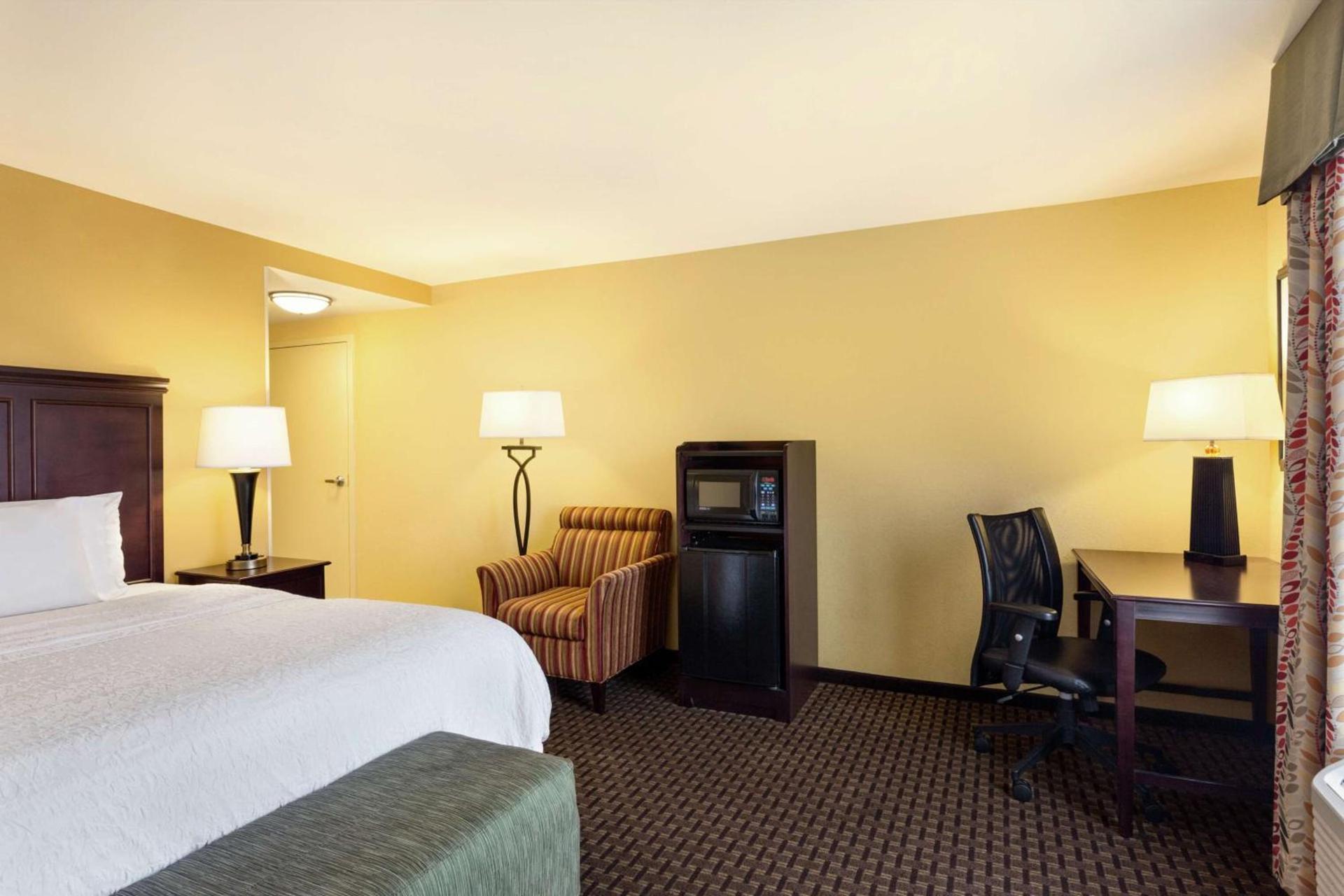 Hampton Inn & Suites Prattville photo 15