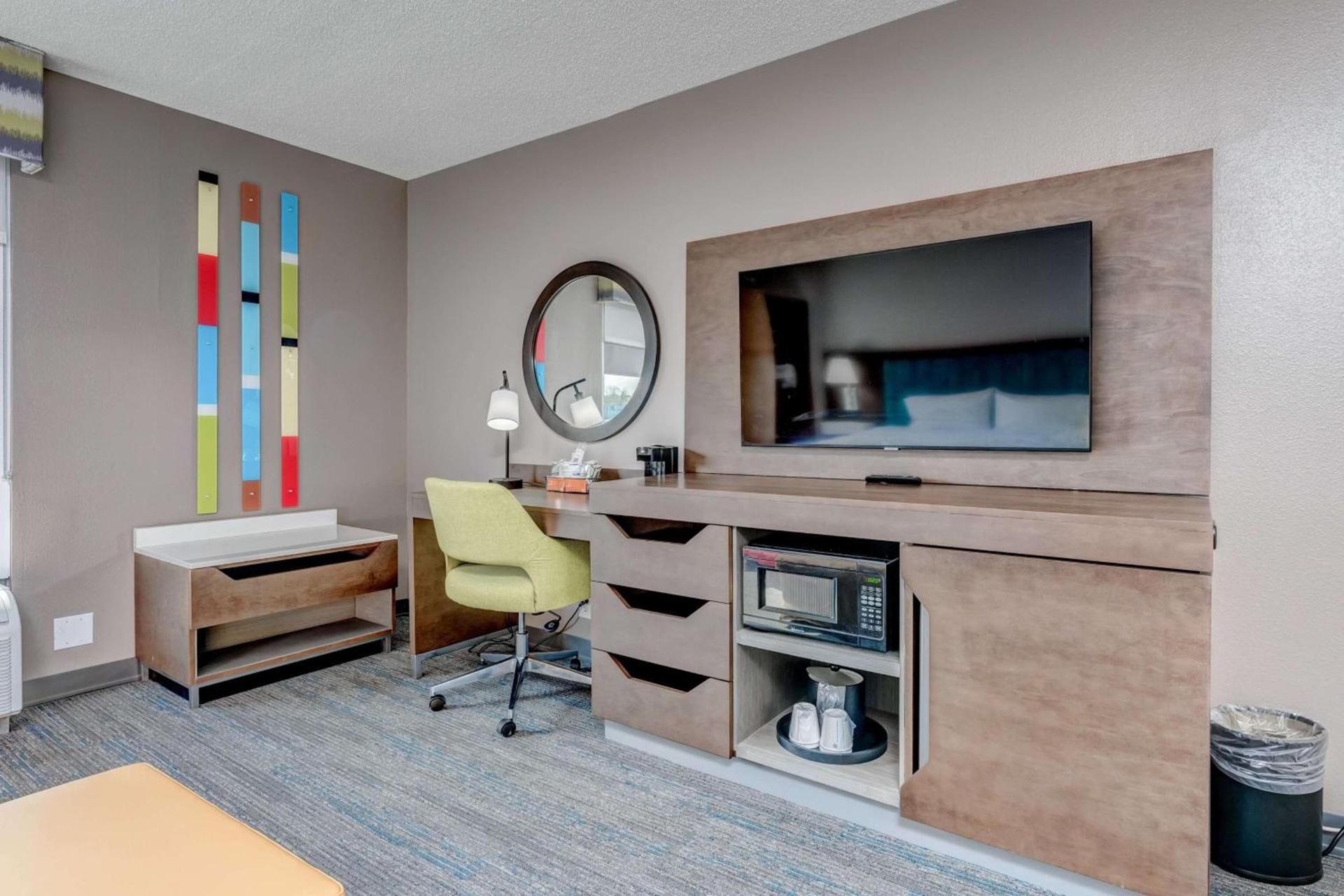 Hampton Inn Morgantown photo 33
