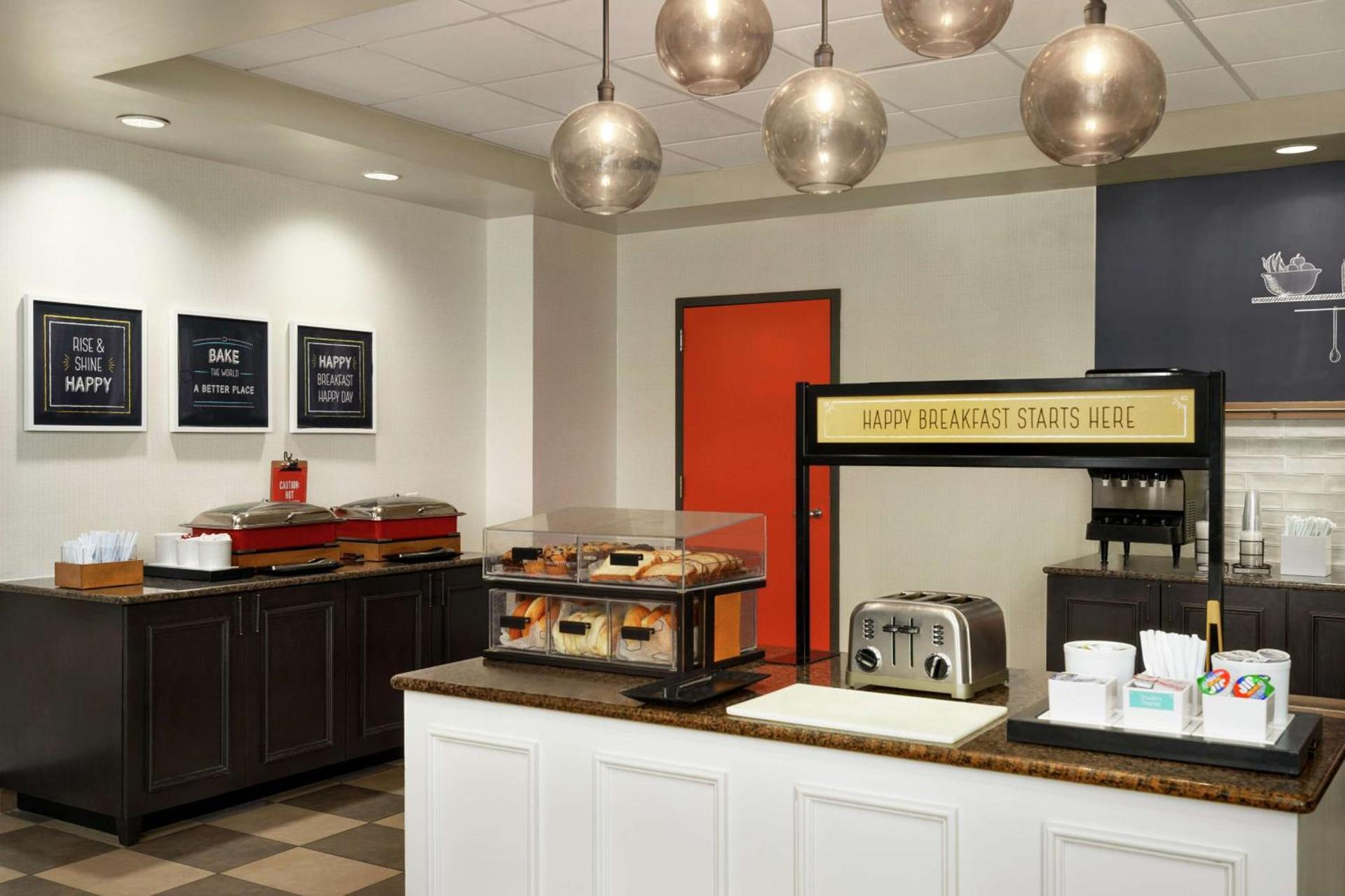 Hampton Inn & Suites Exeter photo 10