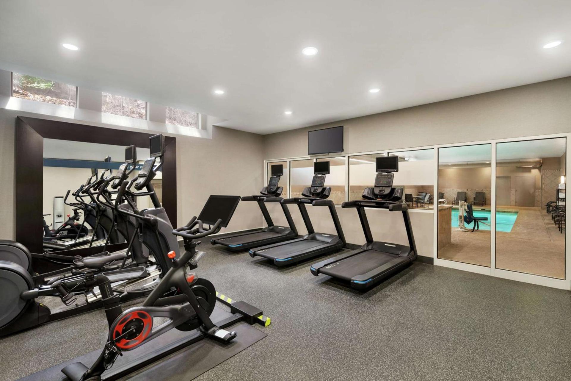 Hampton Inn & Suites Exeter photo 14