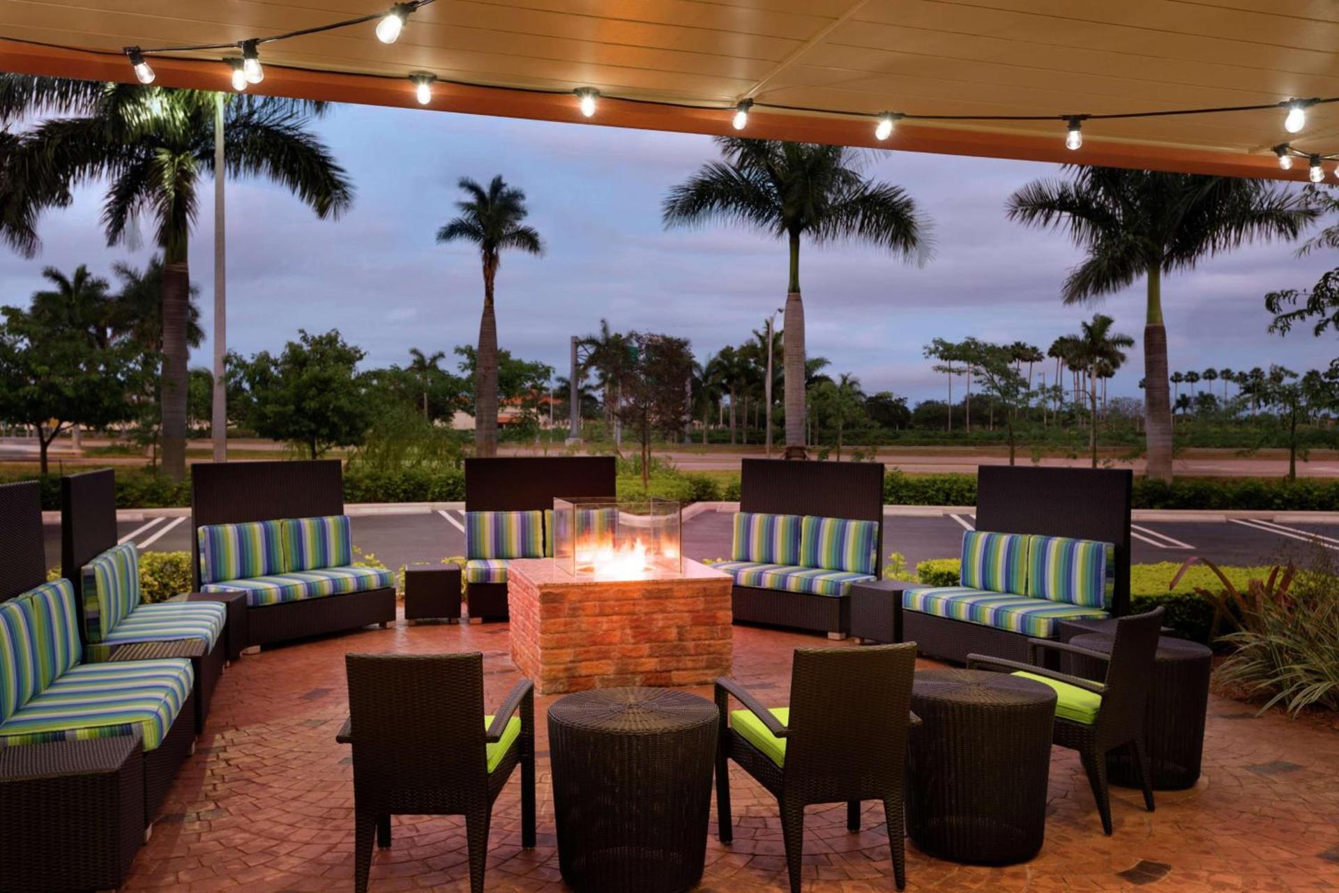 Home2 Suites by Hilton Florida City photo 3