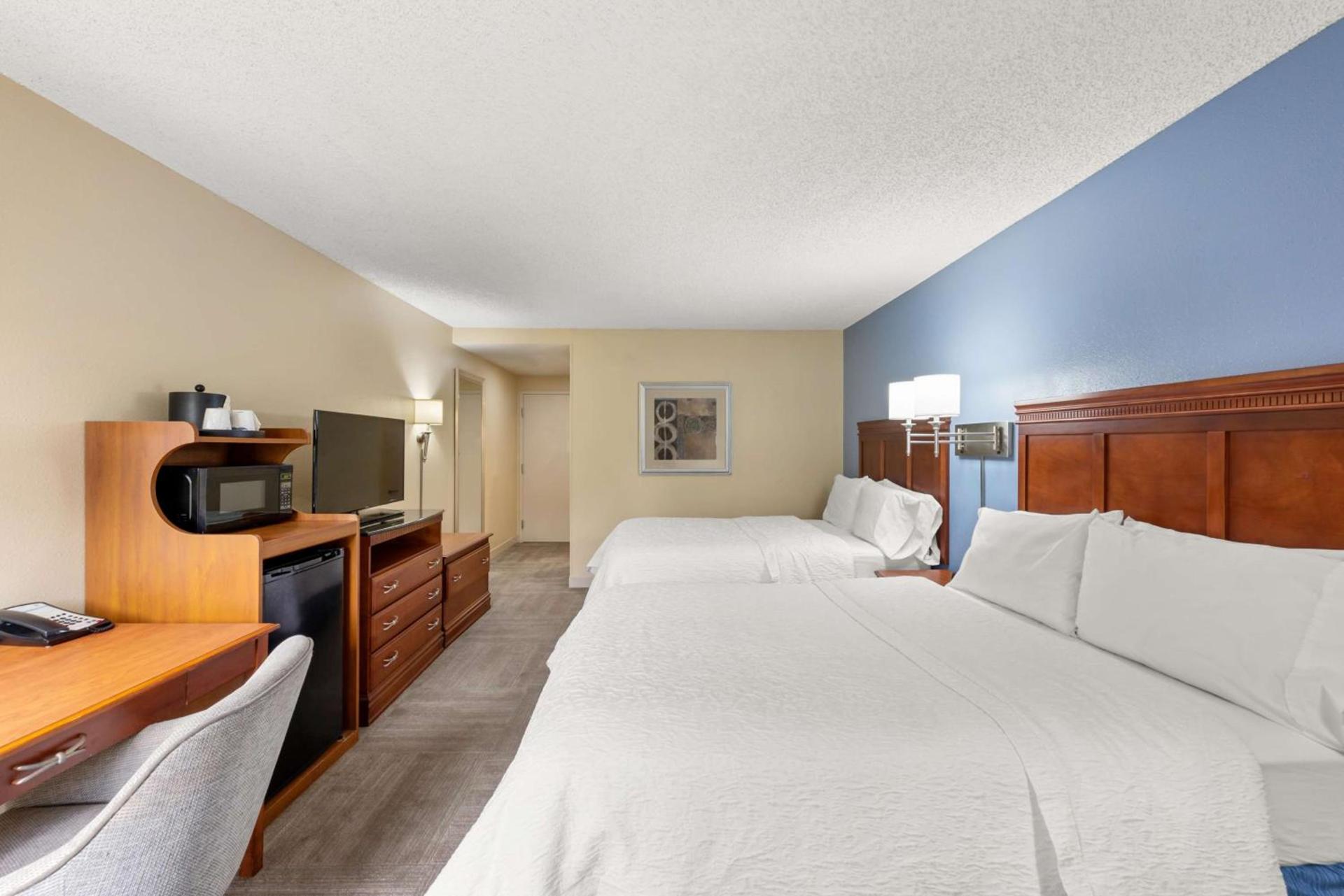 Hampton Inn Miami-Airport West photo 57