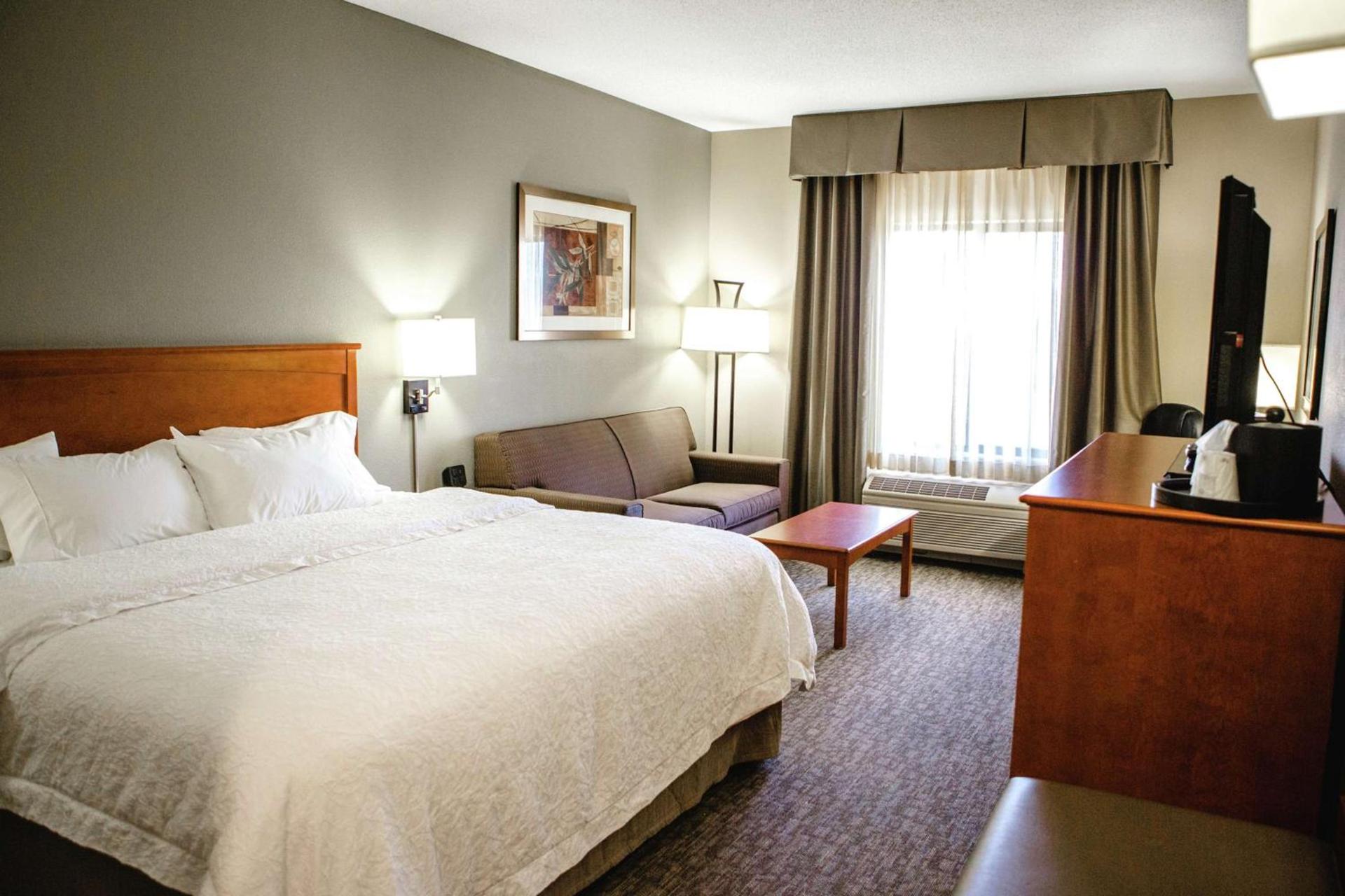 Hampton Inn Mitchell photo 24