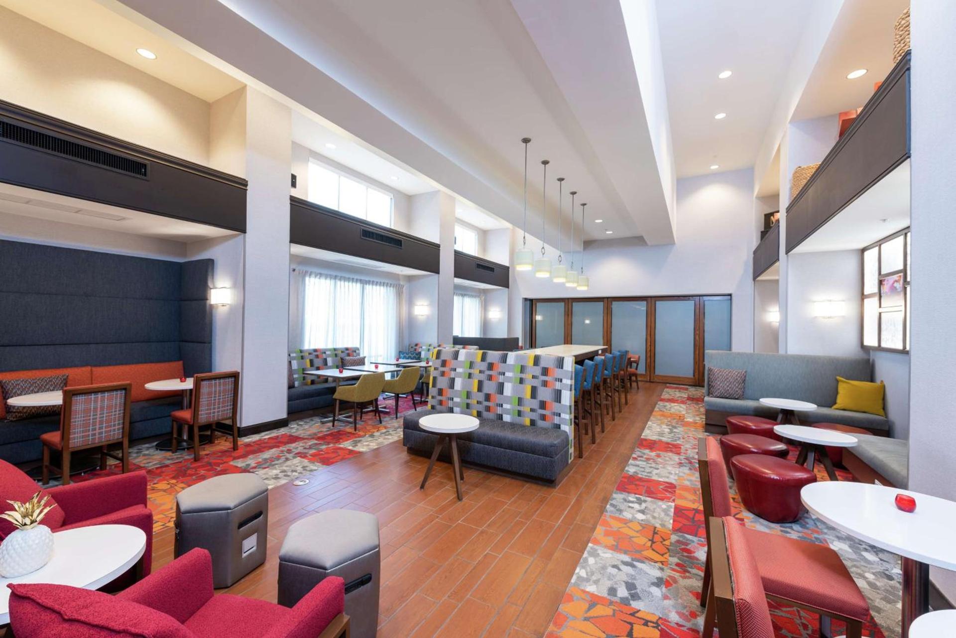 Hampton Inn & Suites Marshalltown photo 3