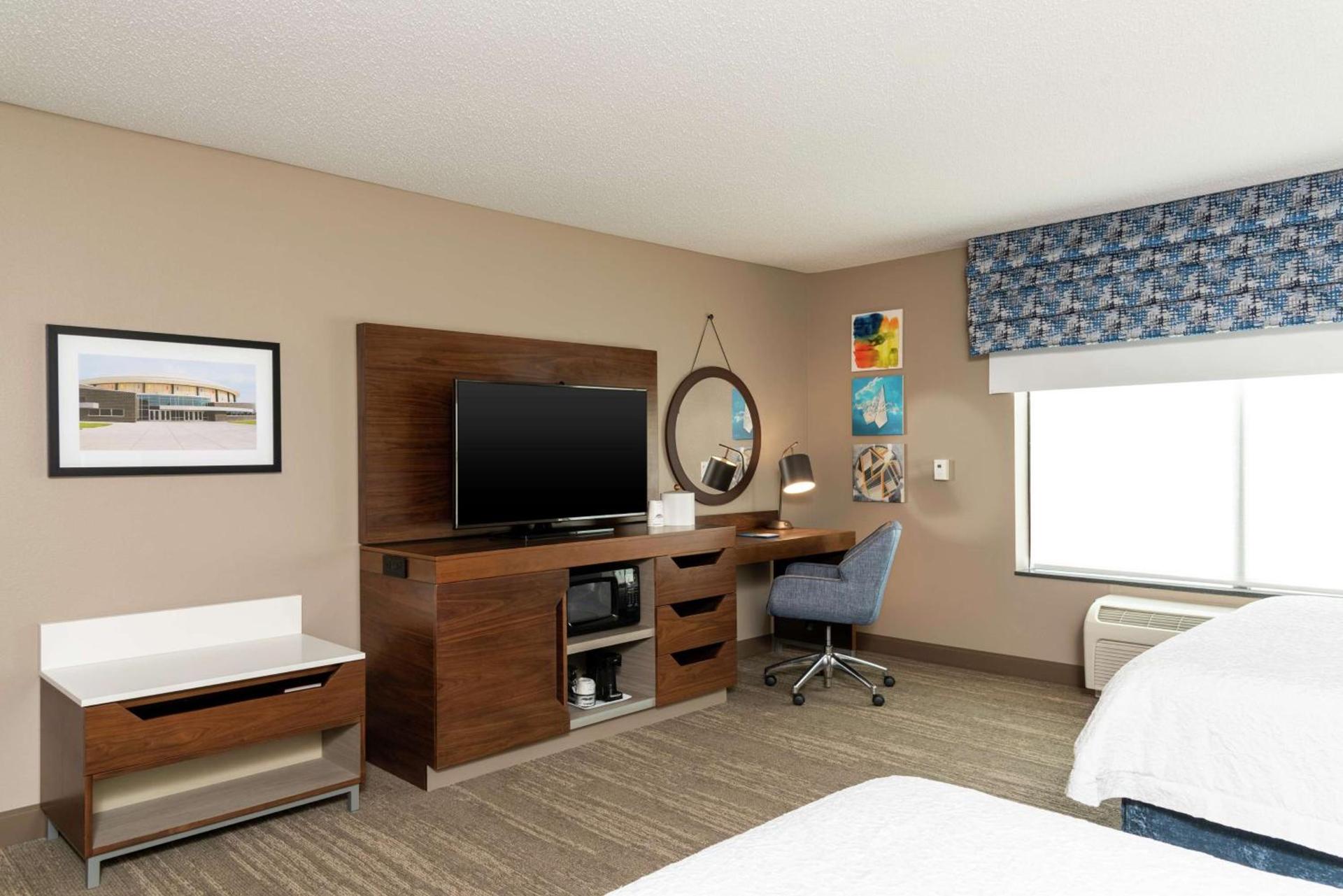 Hampton Inn & Suites Marshalltown photo 14