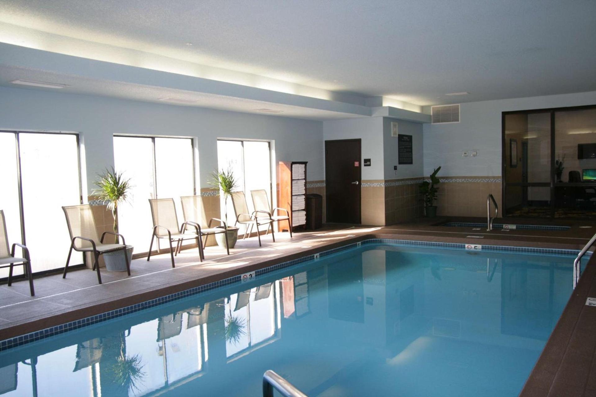 Hampton Inn Olathe photo 4