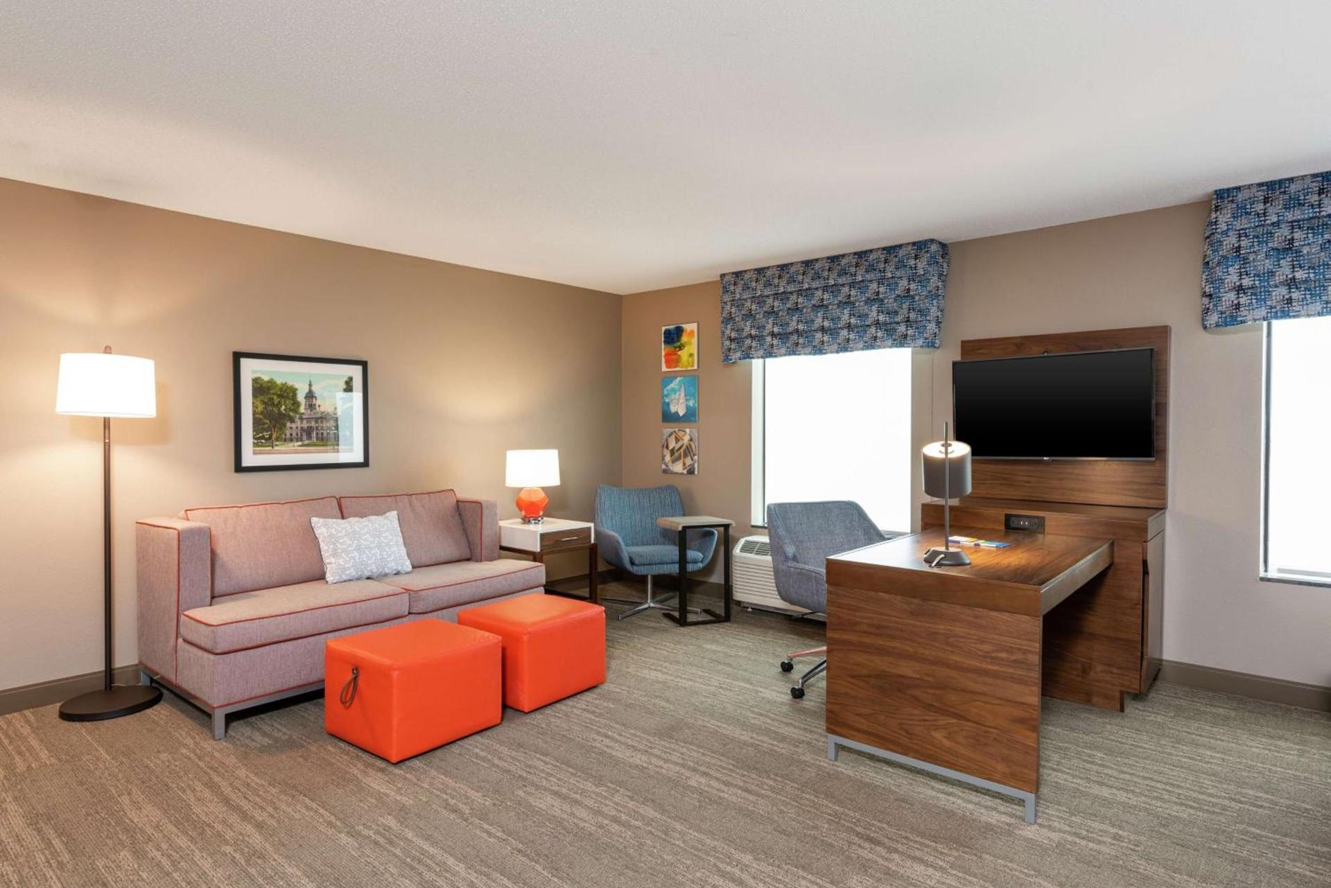 Hampton Inn & Suites Marshalltown photo 40