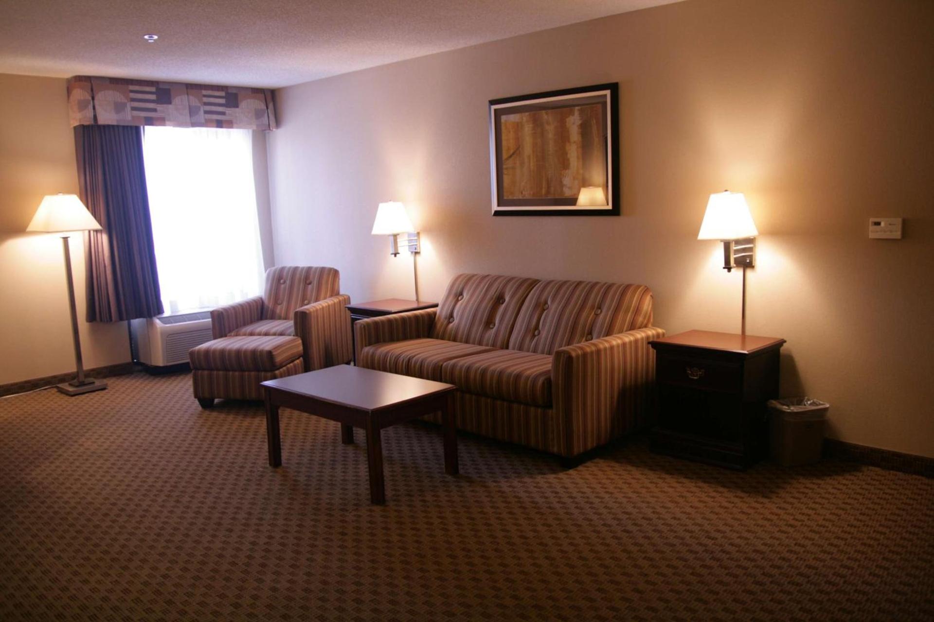 Hampton Inn Olathe photo 54