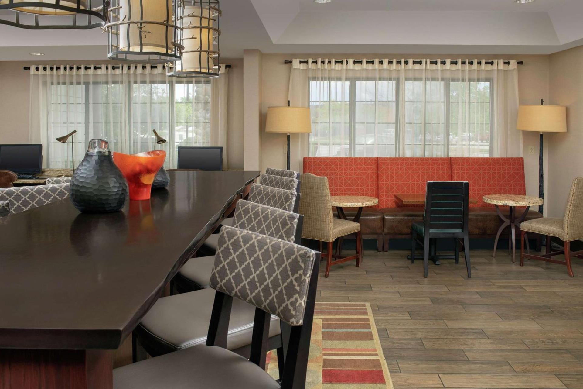 Hampton Inn Kansas City The Legends photo 4