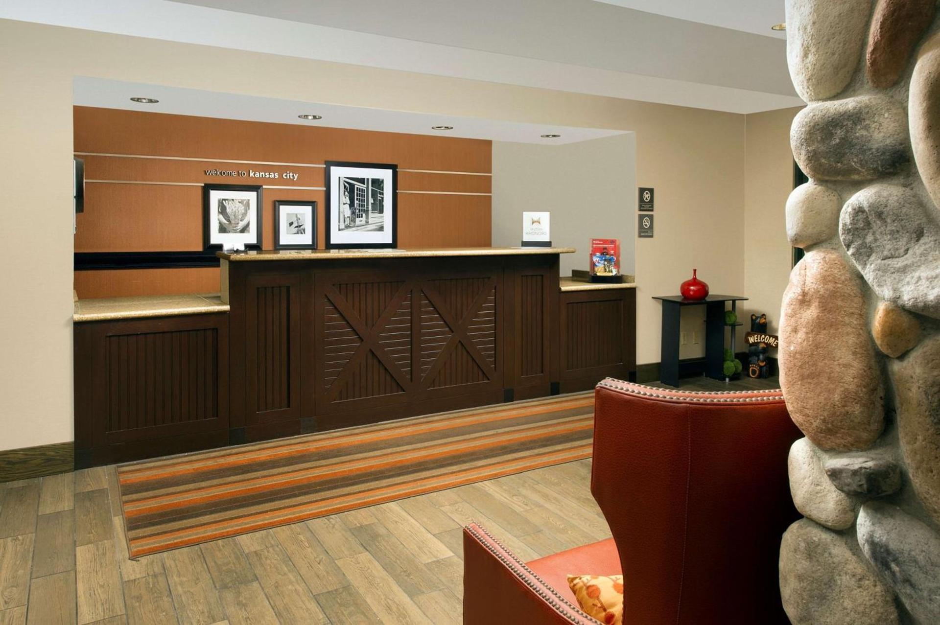 Hampton Inn Kansas City The Legends photo 5