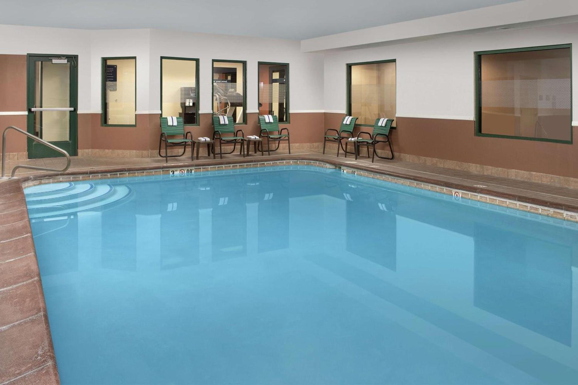 Hampton Inn Kansas City The Legends photo 7