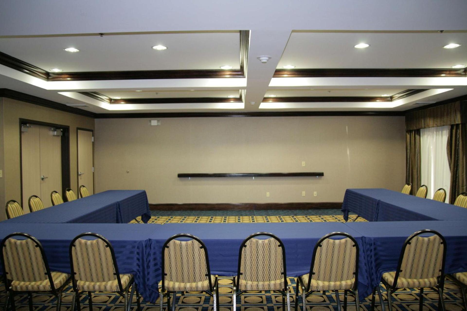Hampton Inn Olathe photo 50