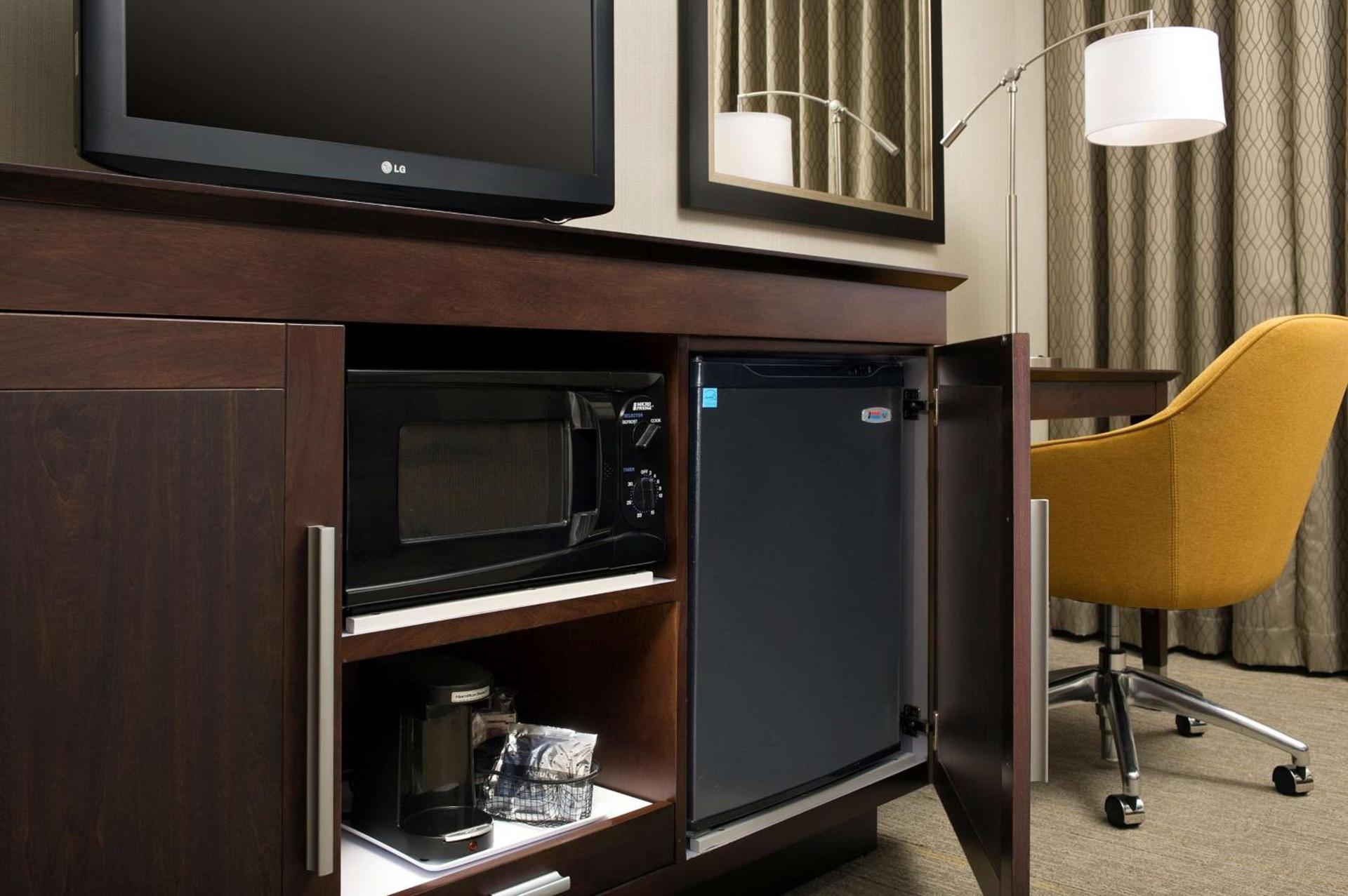Hampton Inn Kansas City The Legends photo 27