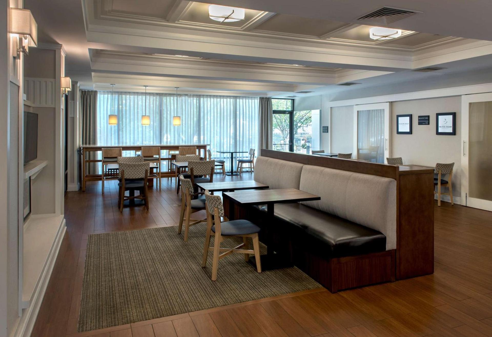 Hampton Inn Middletown photo 3