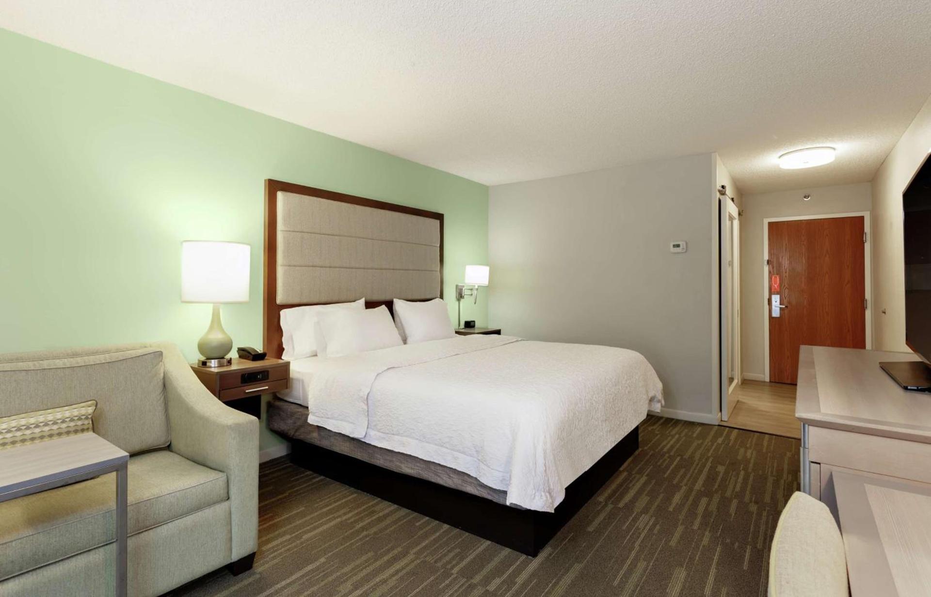 Hampton Inn Melbourne photo 29