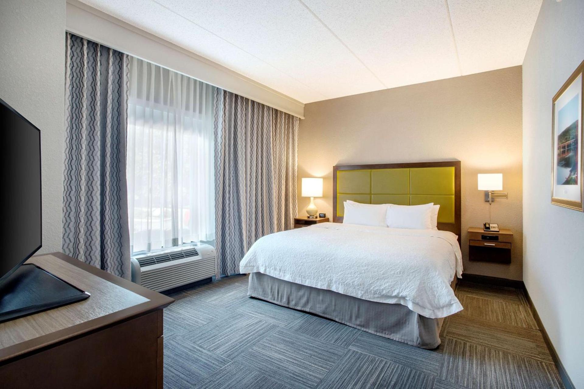 Hampton Inn Middletown photo 23
