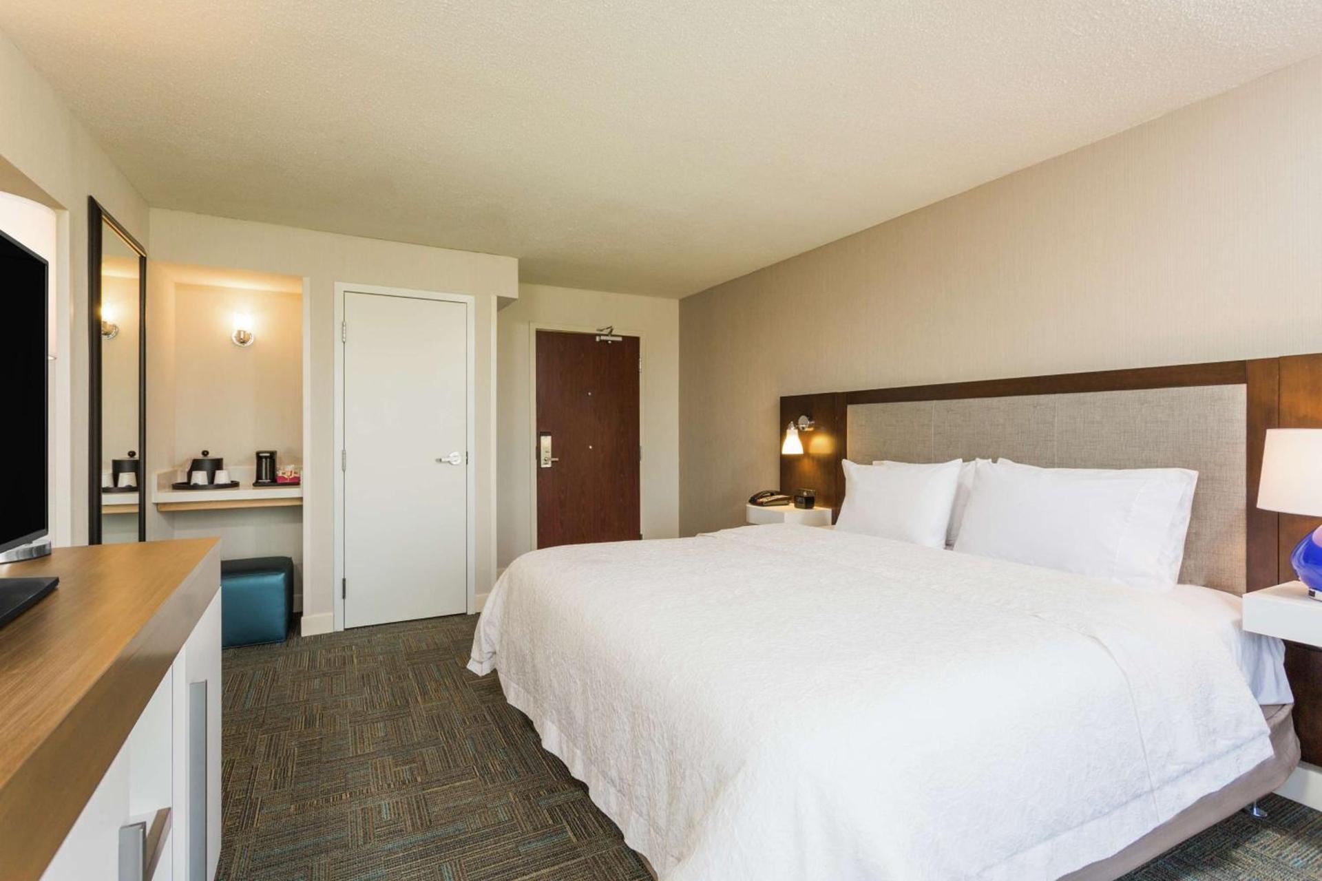 Hampton Inn Manassas photo 38