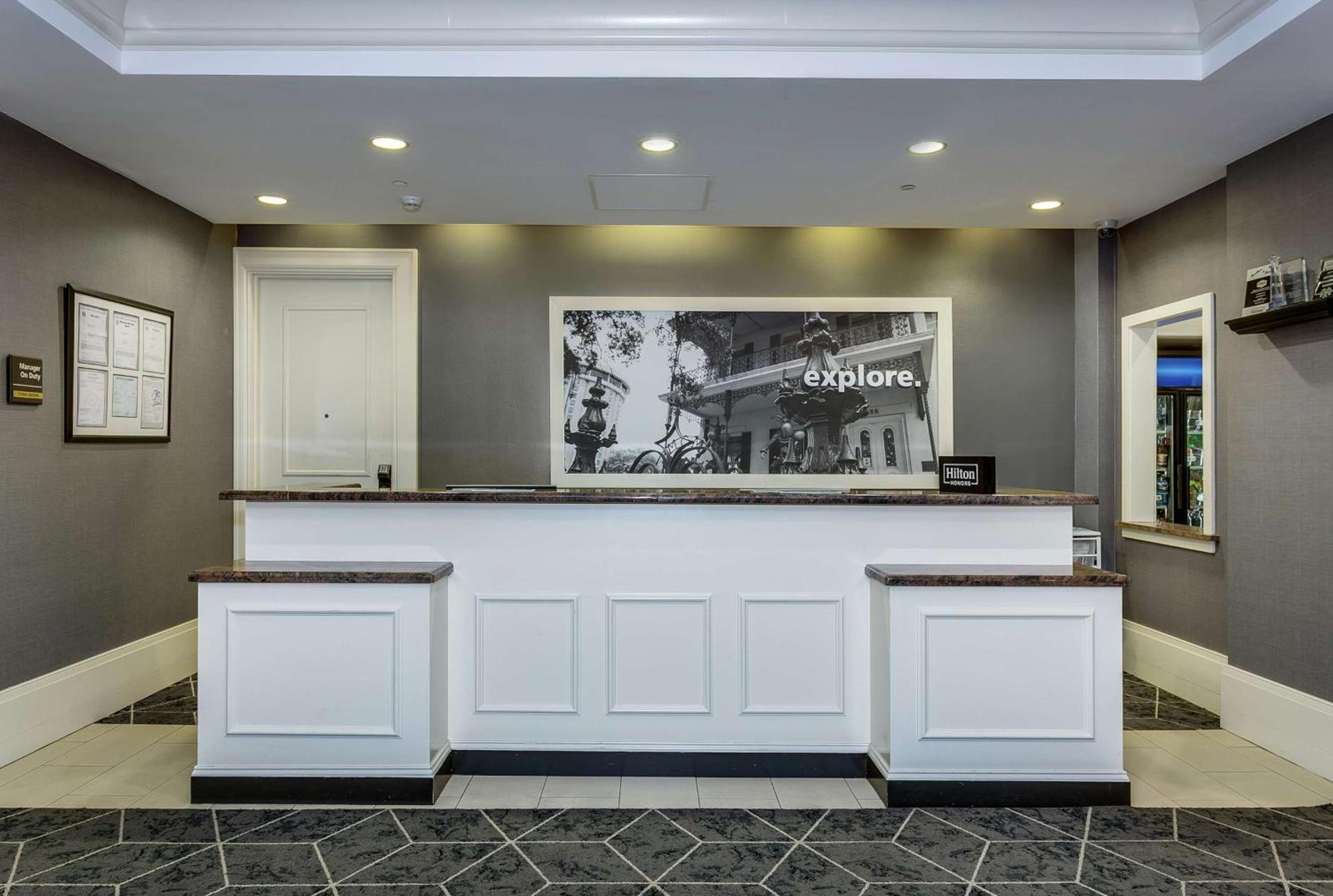 Hampton Inn & Suites Mobile - Downtown Historic District photo 5