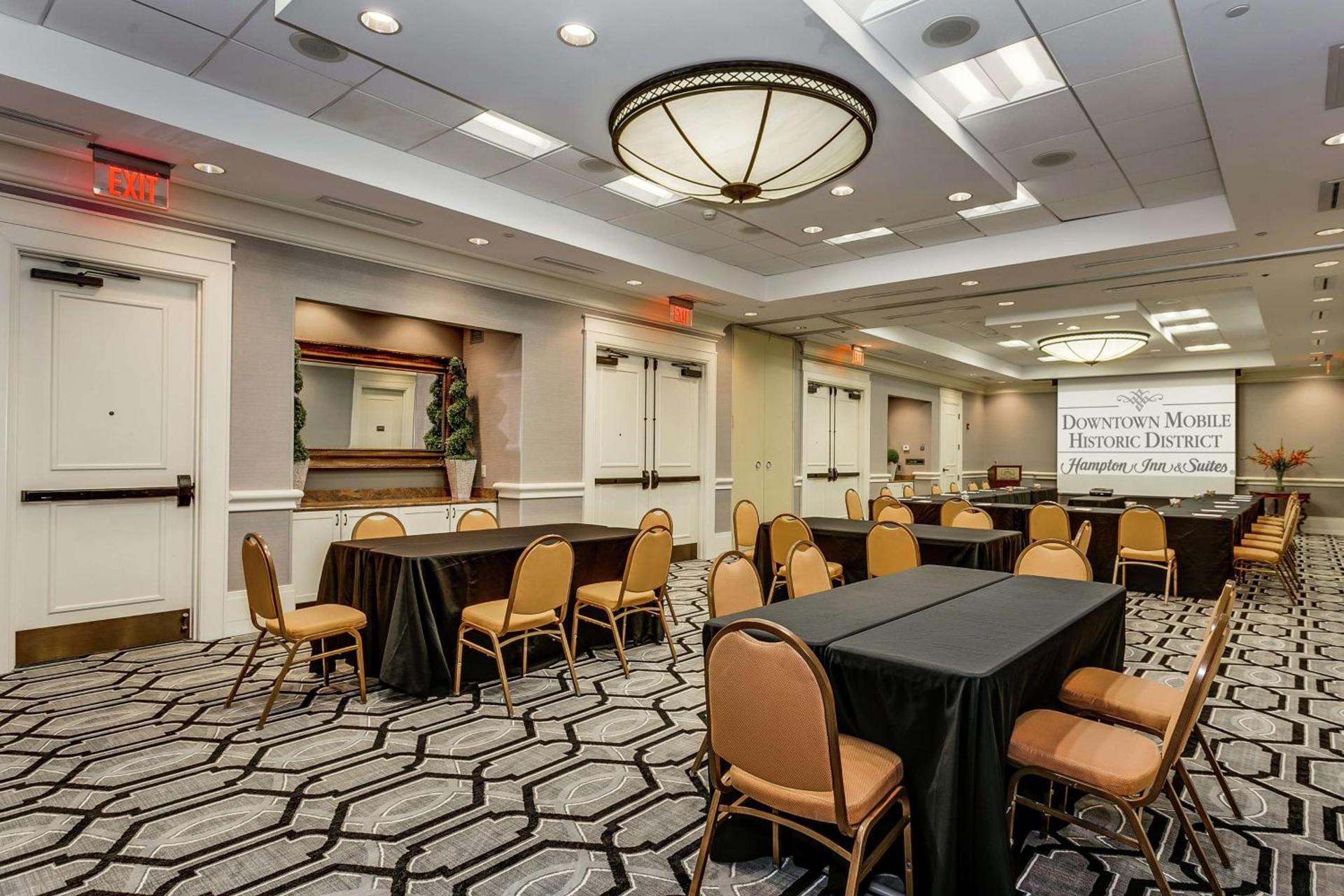 Hampton Inn & Suites Mobile - Downtown Historic District photo 57