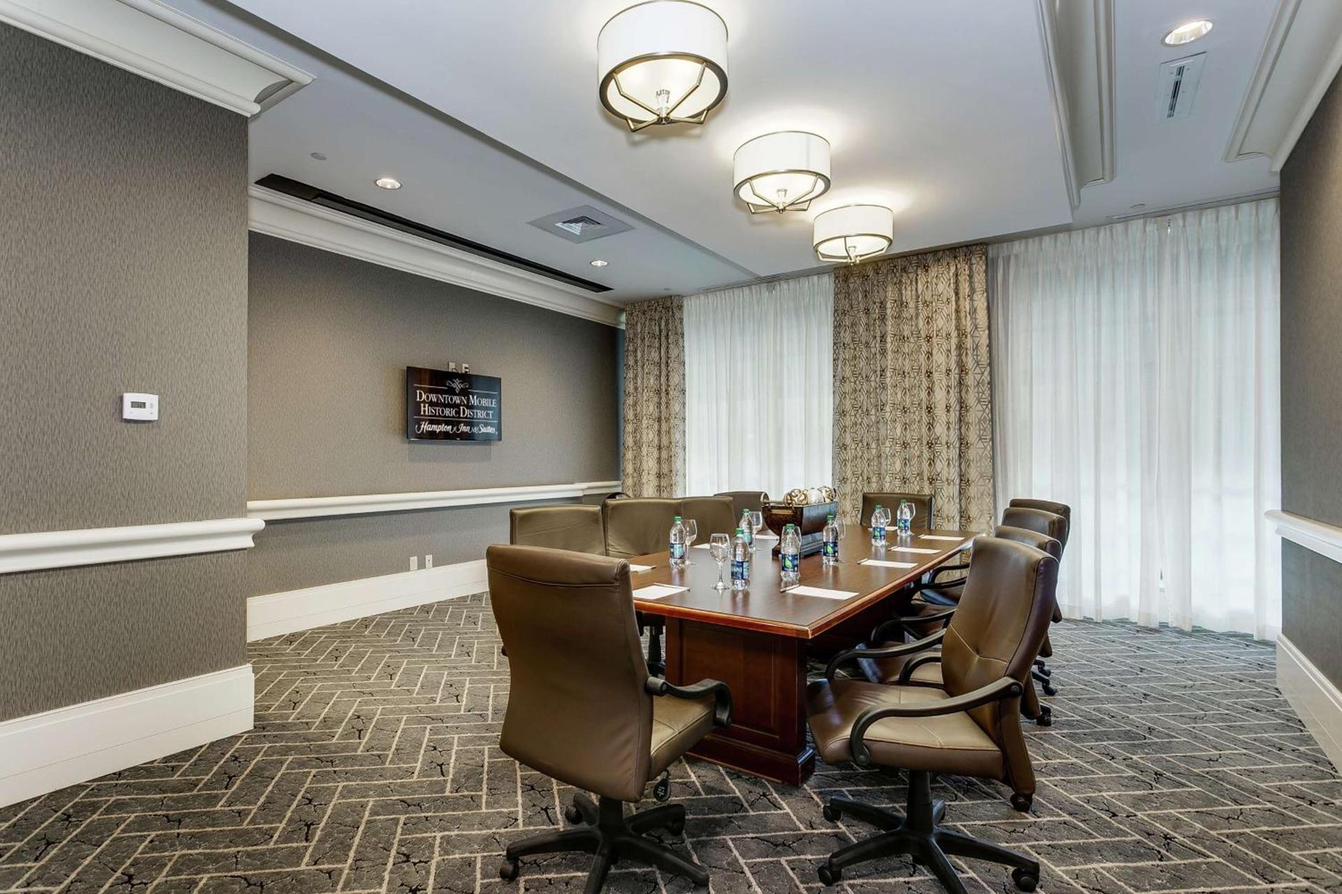 Hampton Inn & Suites Mobile - Downtown Historic District photo 60